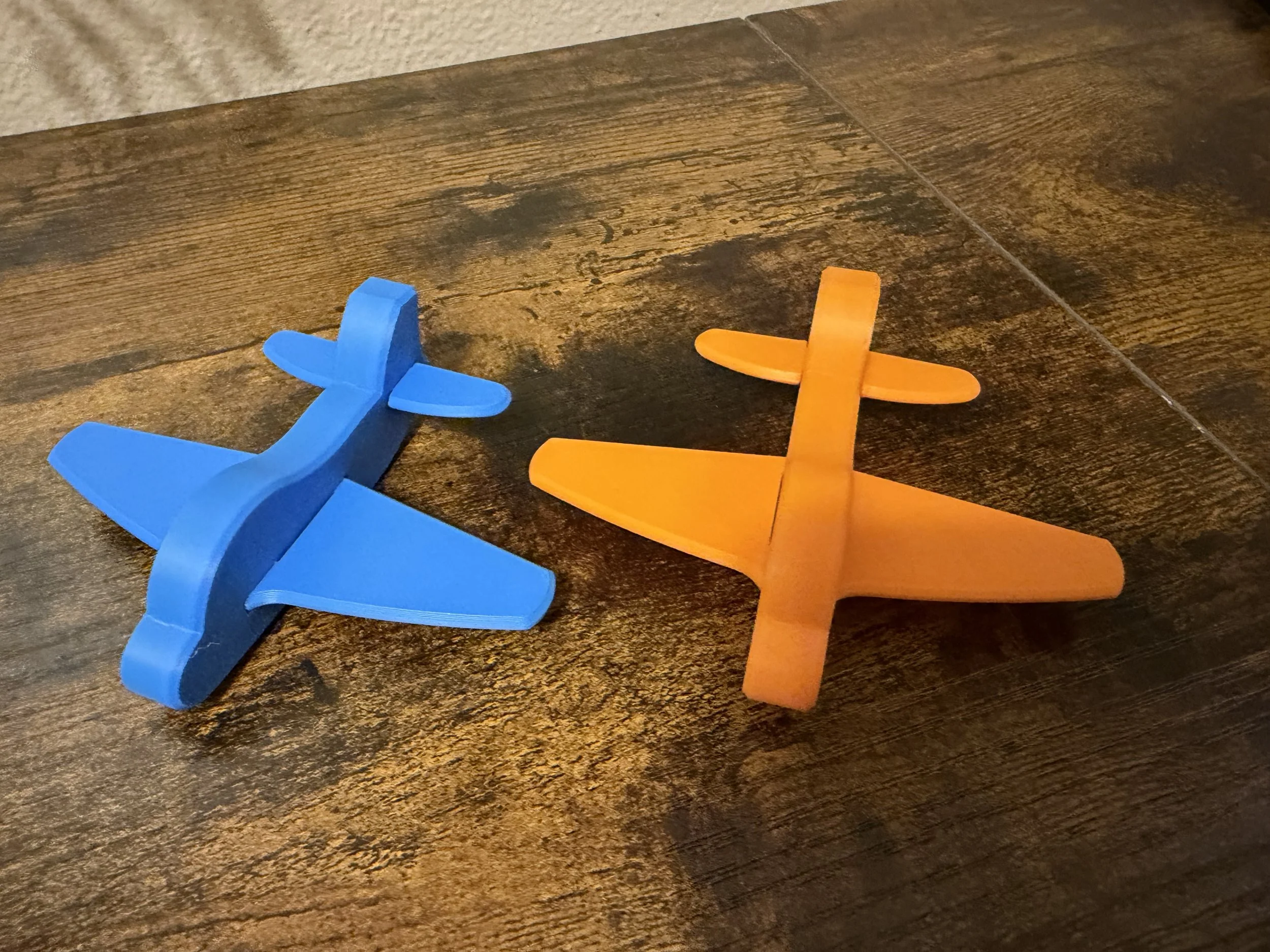 3D Printed Mini Airplane Gliders – Solid One-Piece Design