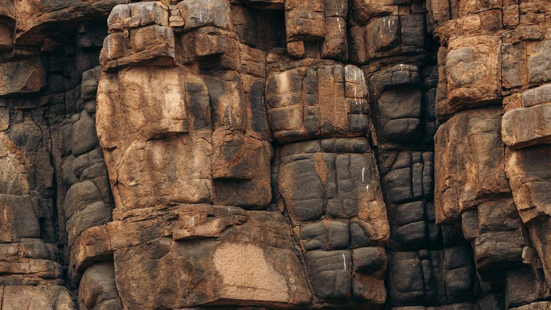 felsformation-damaraland-yasin-kirsch.jpg