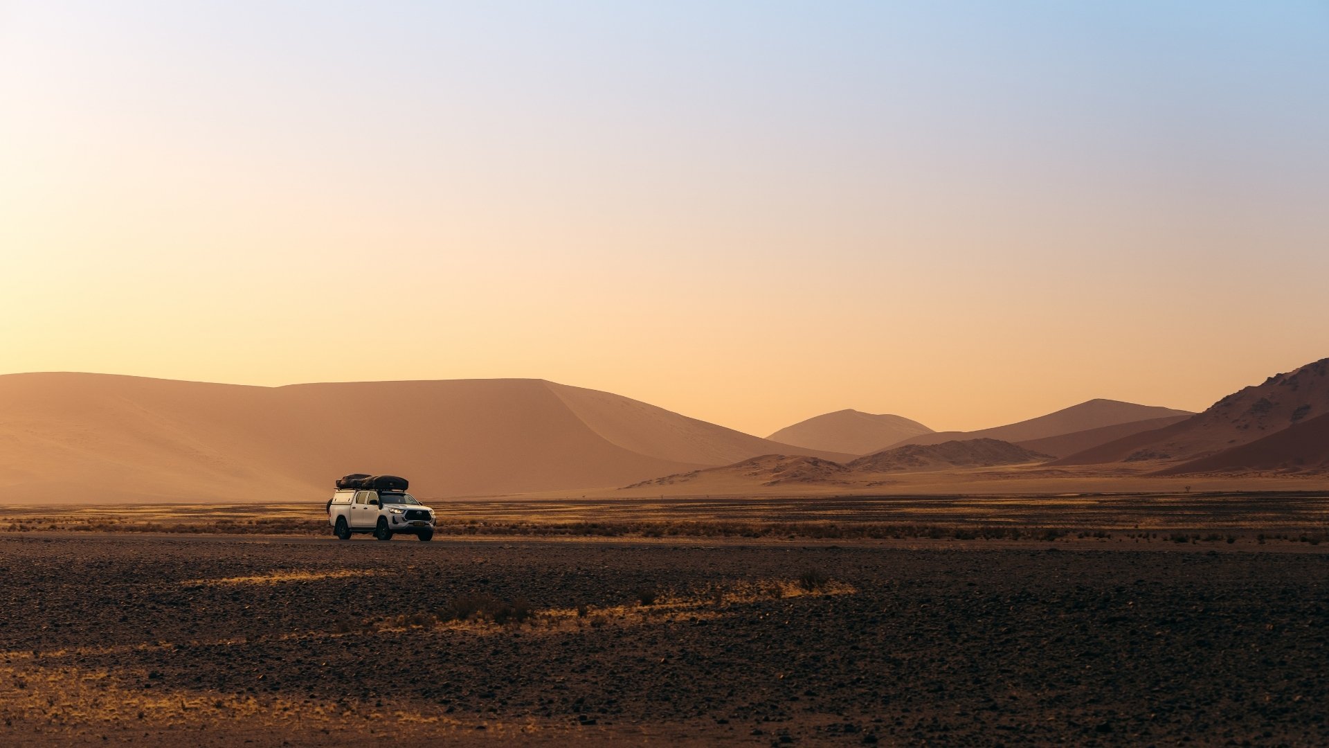 4x4-geländewagen-sossusvlei-yasin-kirsch.jpg