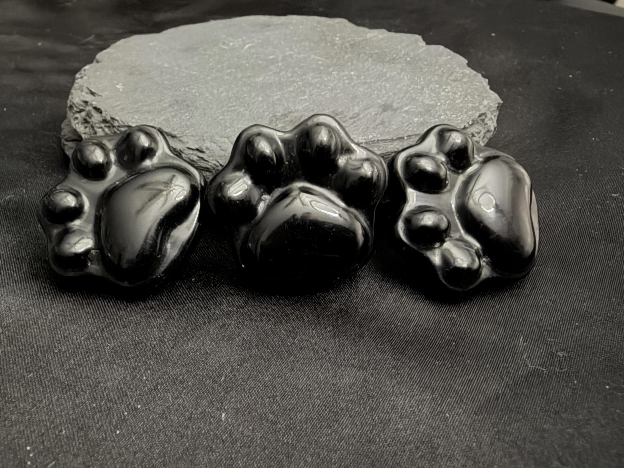 Obsidian Cat Paw