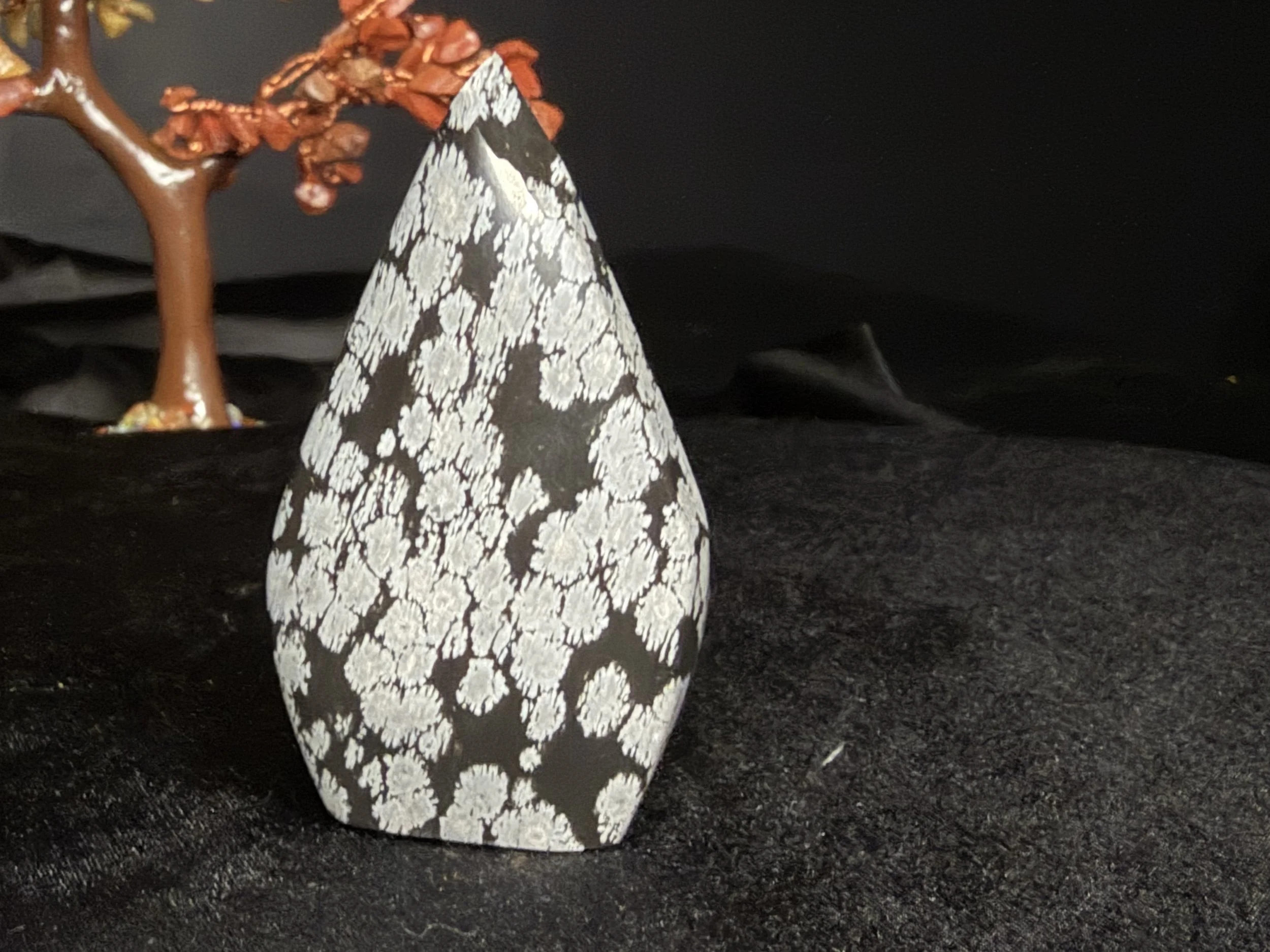 Snowflake Obsidian Arrow Misfit
