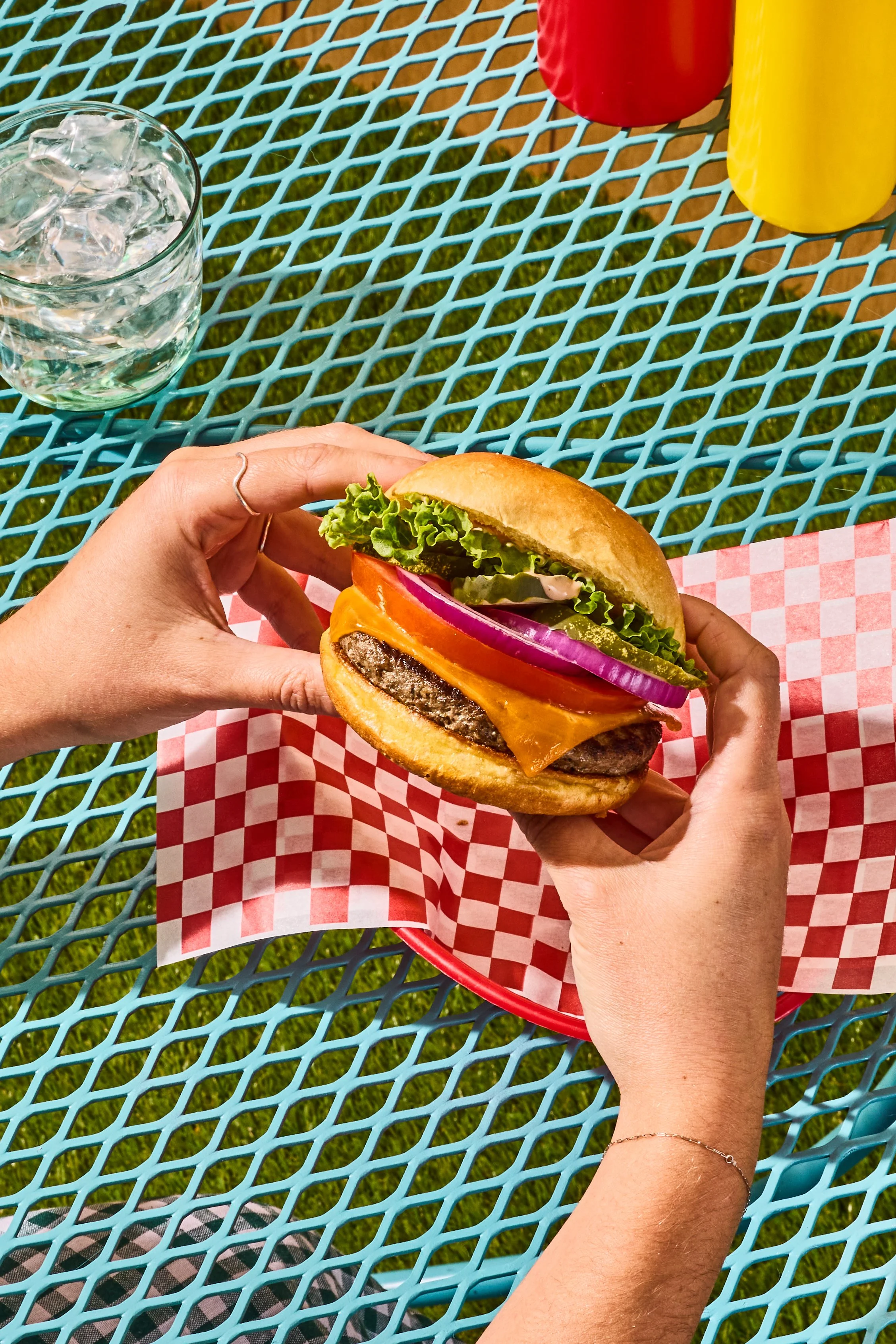 both_burger4.jpg