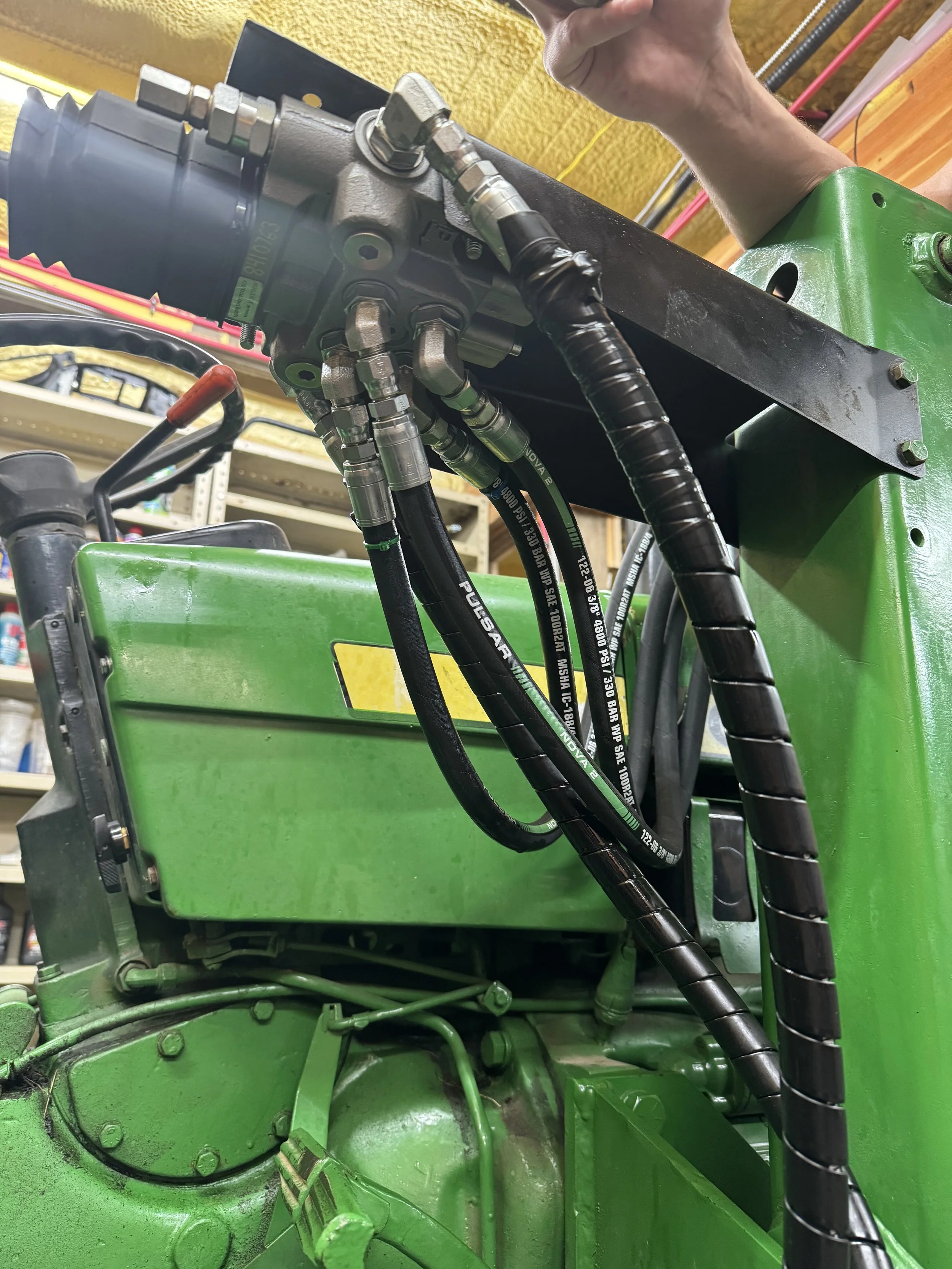 Valve and hose install on a John Deere 1030
