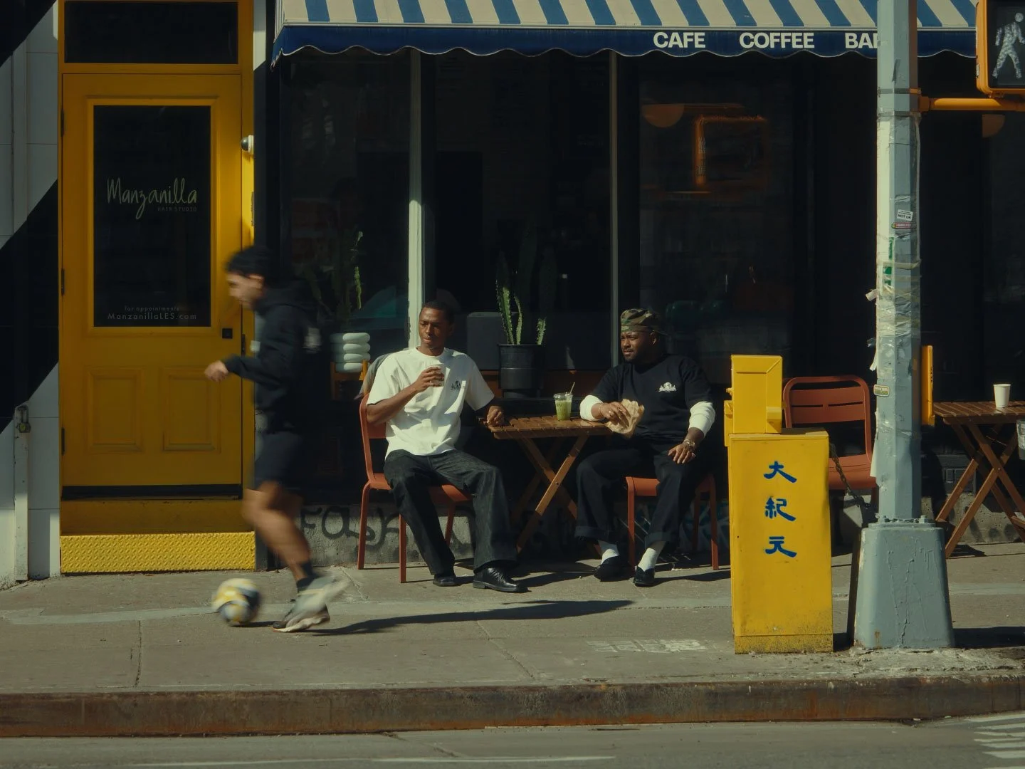 main-vid-edit-3-4x3-1440x1080_01_00_14_17.jpg