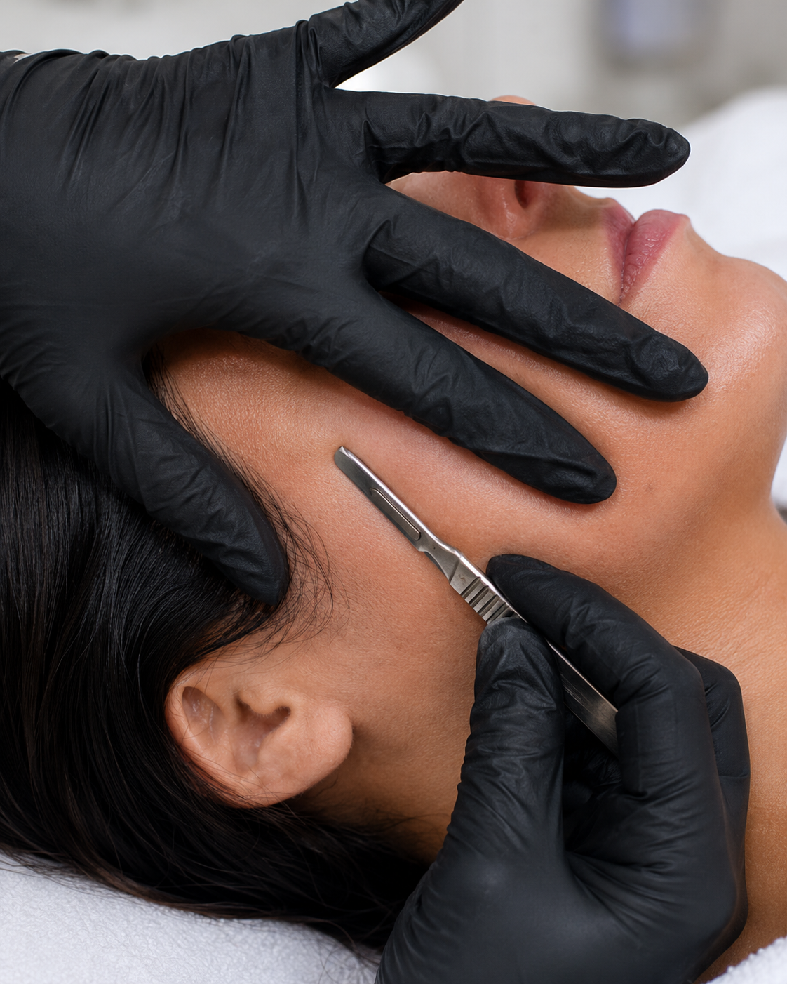 Dermaplaning - 45 Minutes