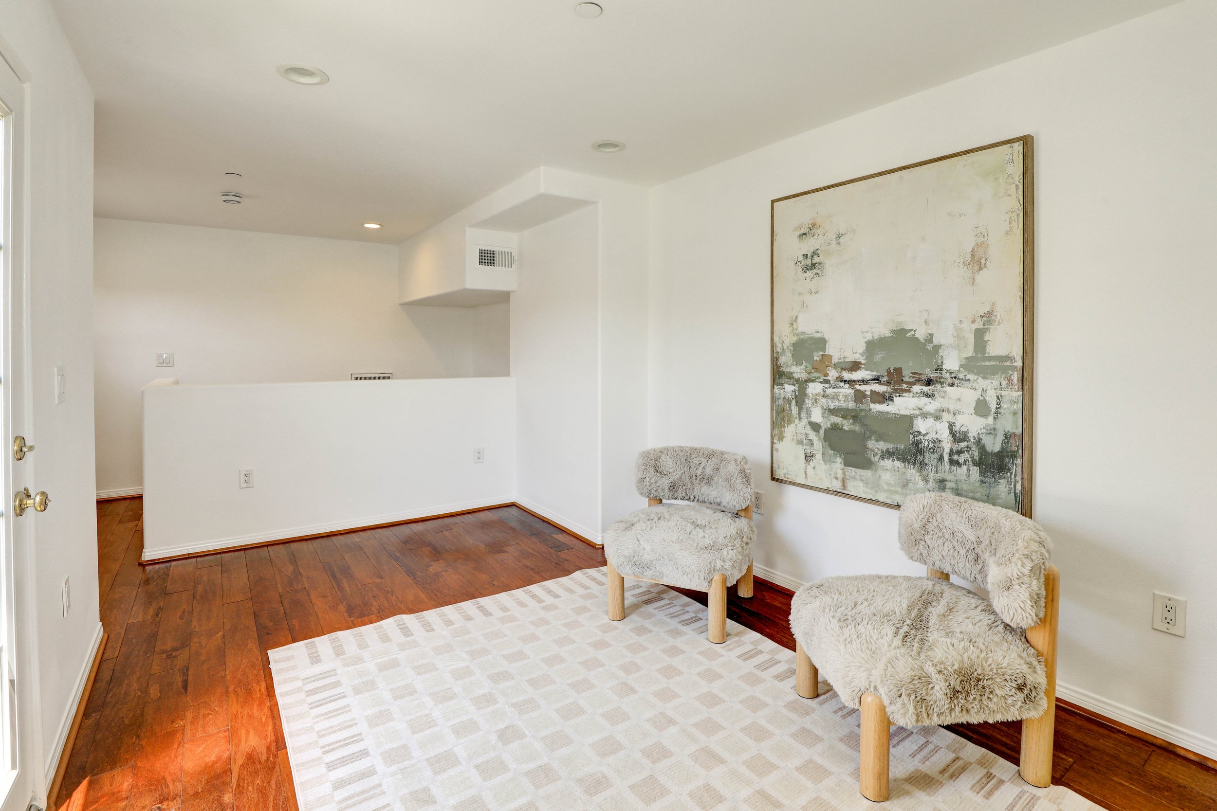 33-7301 W Manchester Ave-33.jpg