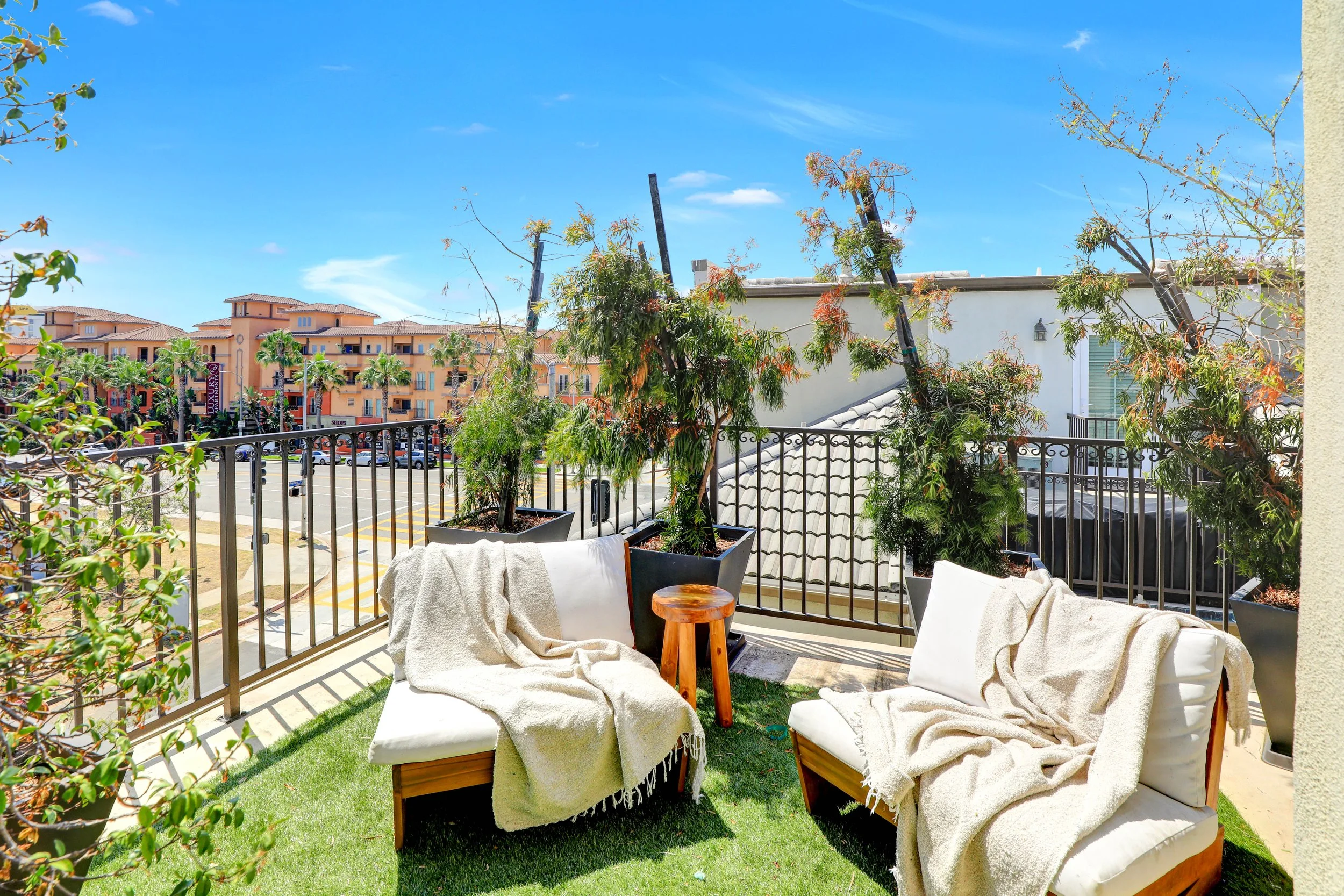 34-7301 W Manchester Ave-34.jpg