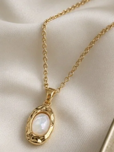 Pearl Drop Necklace Collection