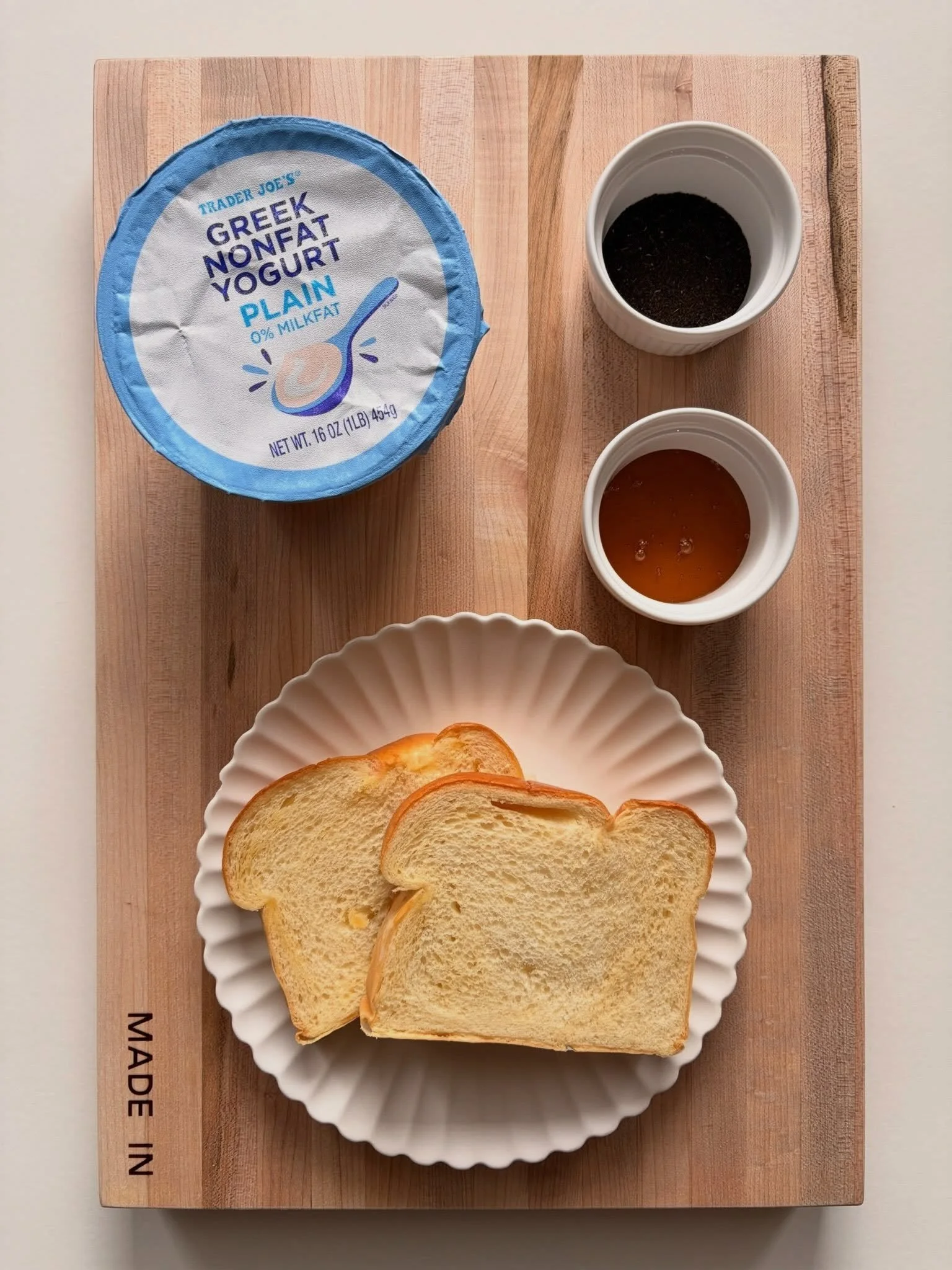 greek yogurt. earl grey. honey. brioche. 🫖🍯 swipe to see how it comes together &rarr;

earl grey yogurt toast 🫖
.
.
.
full recipe with step by step instructions at nomsbyjackie.com 🔗 (link in bio)