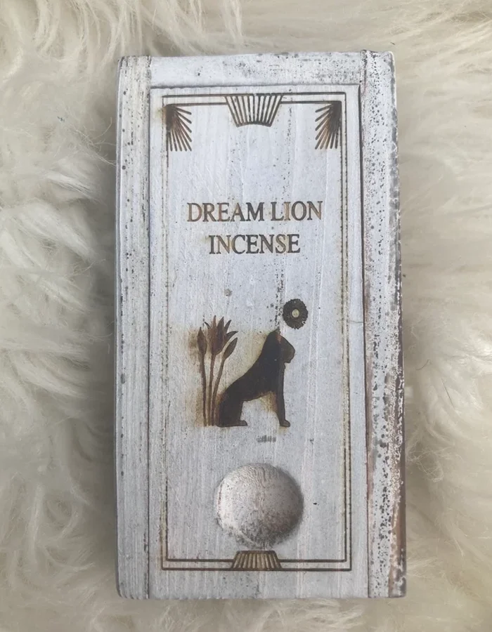 Dream Lion Pure Copal Hand-Rolled Incense