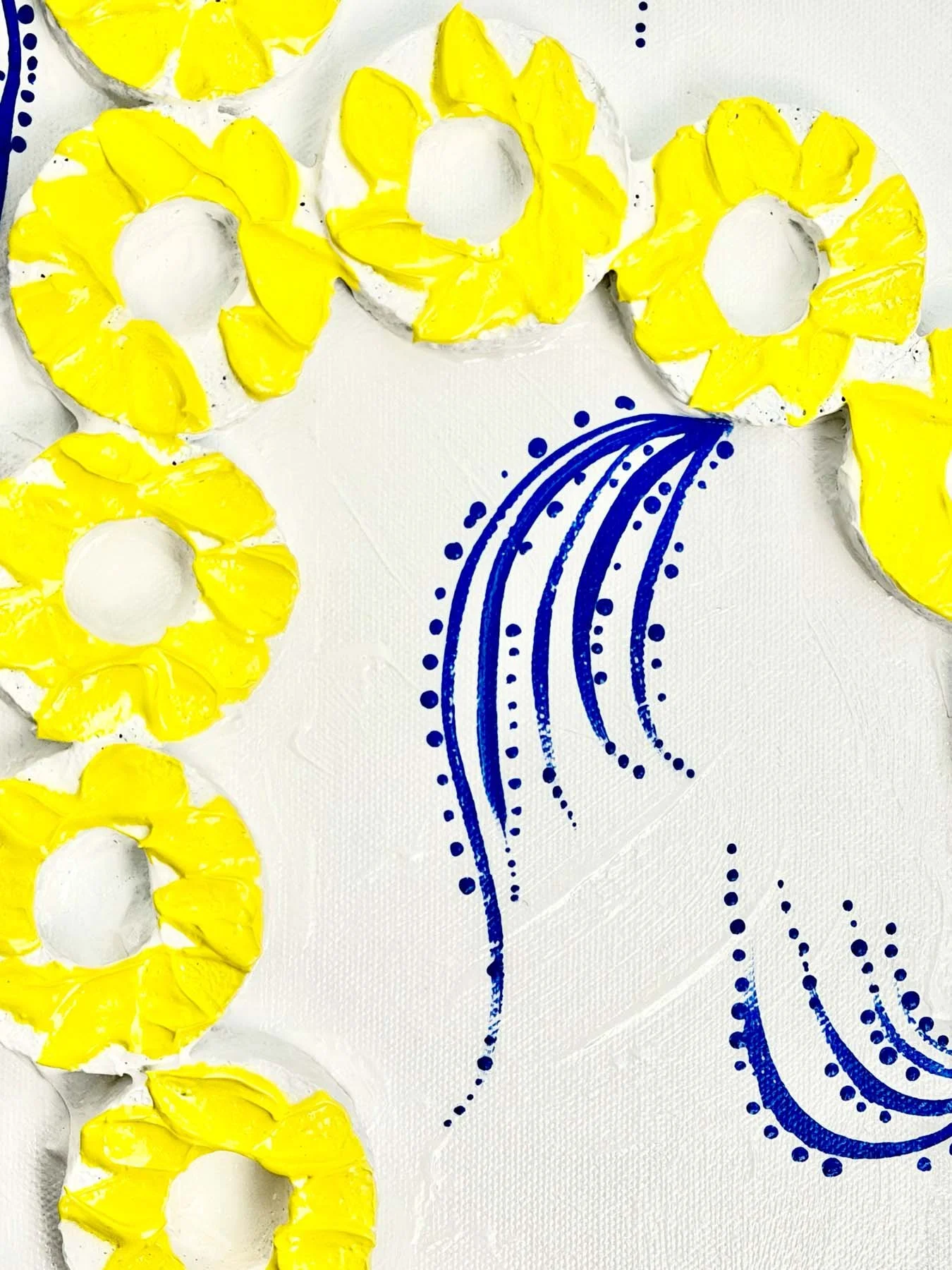 Patricia-Edelman_Round-Flowers-Detail.jpg