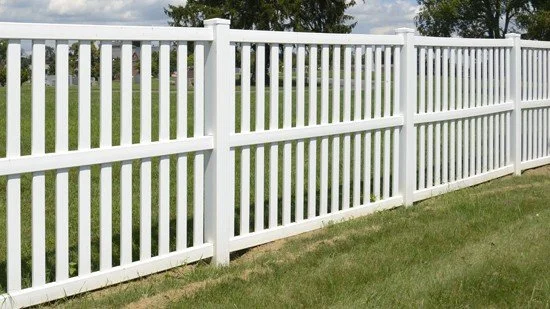 Vinyl_Fencing_Options.jpg