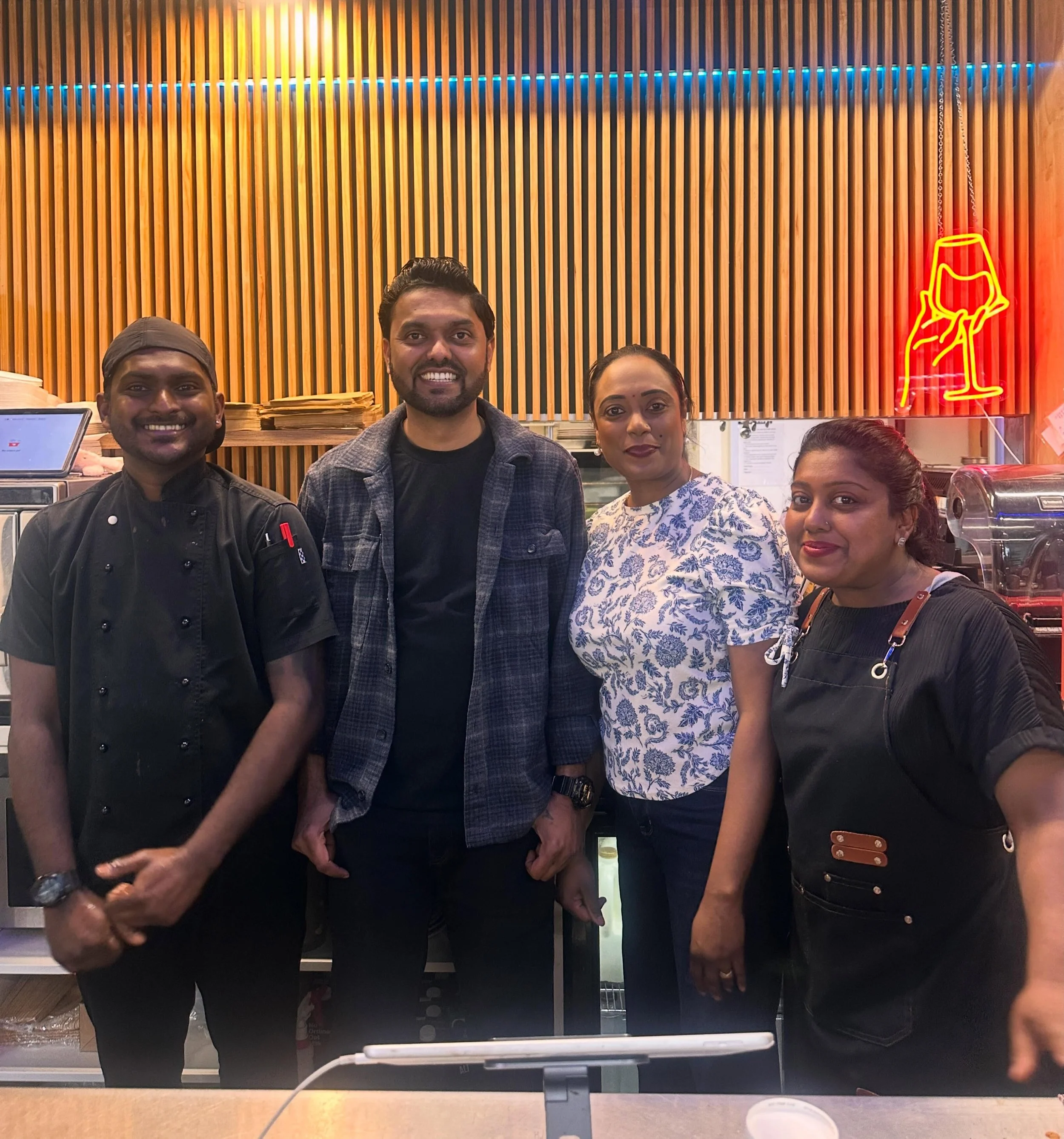 Happy friday from the A team💪🏾

#fridayfeels #nzbusiness #aucklandbusiness #aucklandcafe