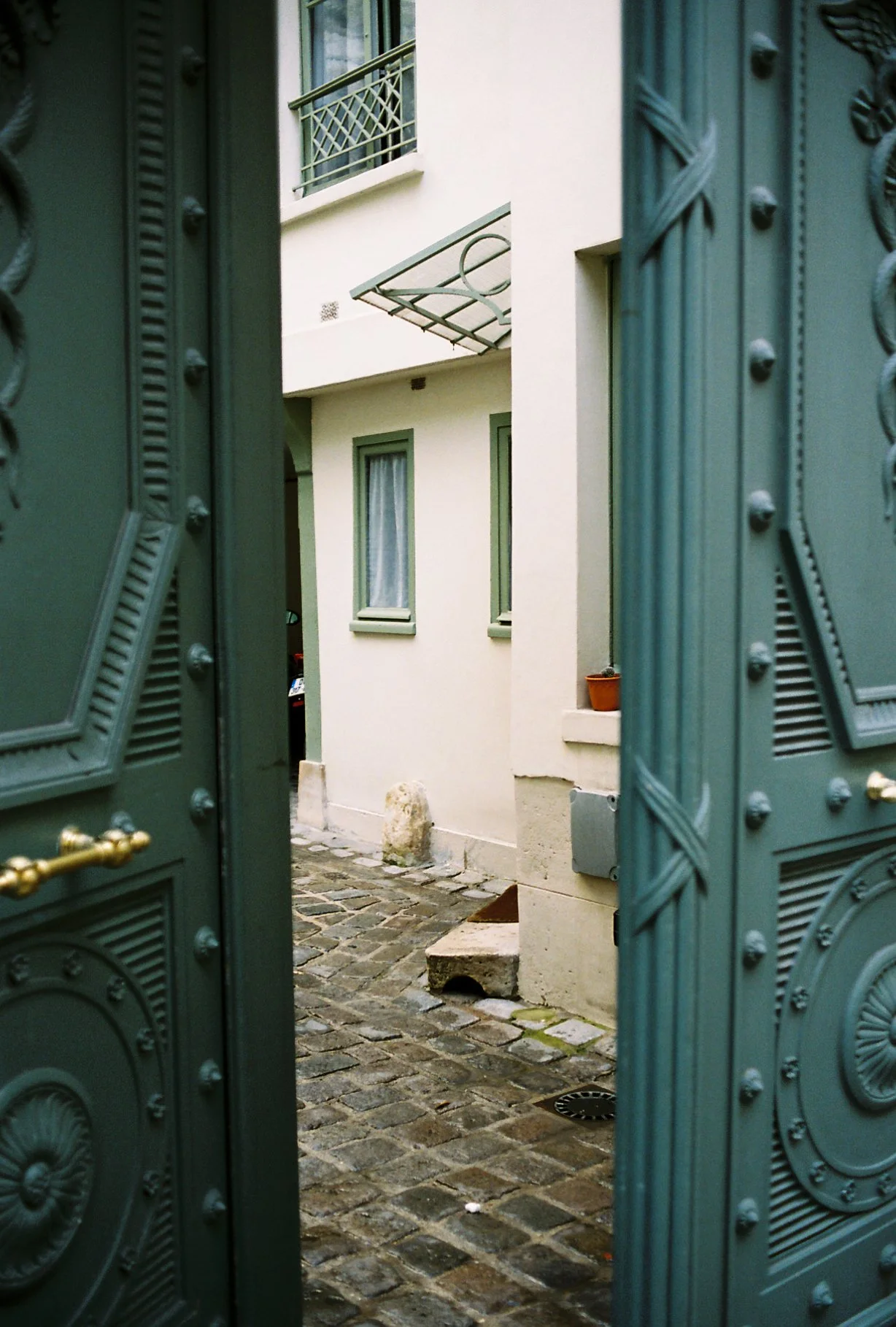 0761193_0761193-R2-031-14.jpg