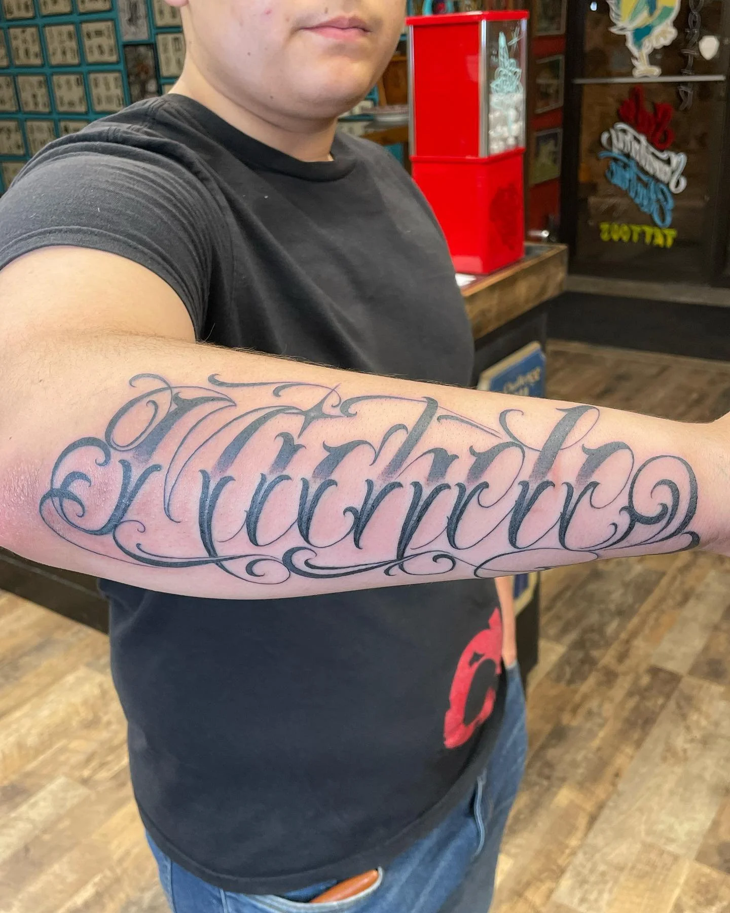 Lettering done by @phil_rooster_13