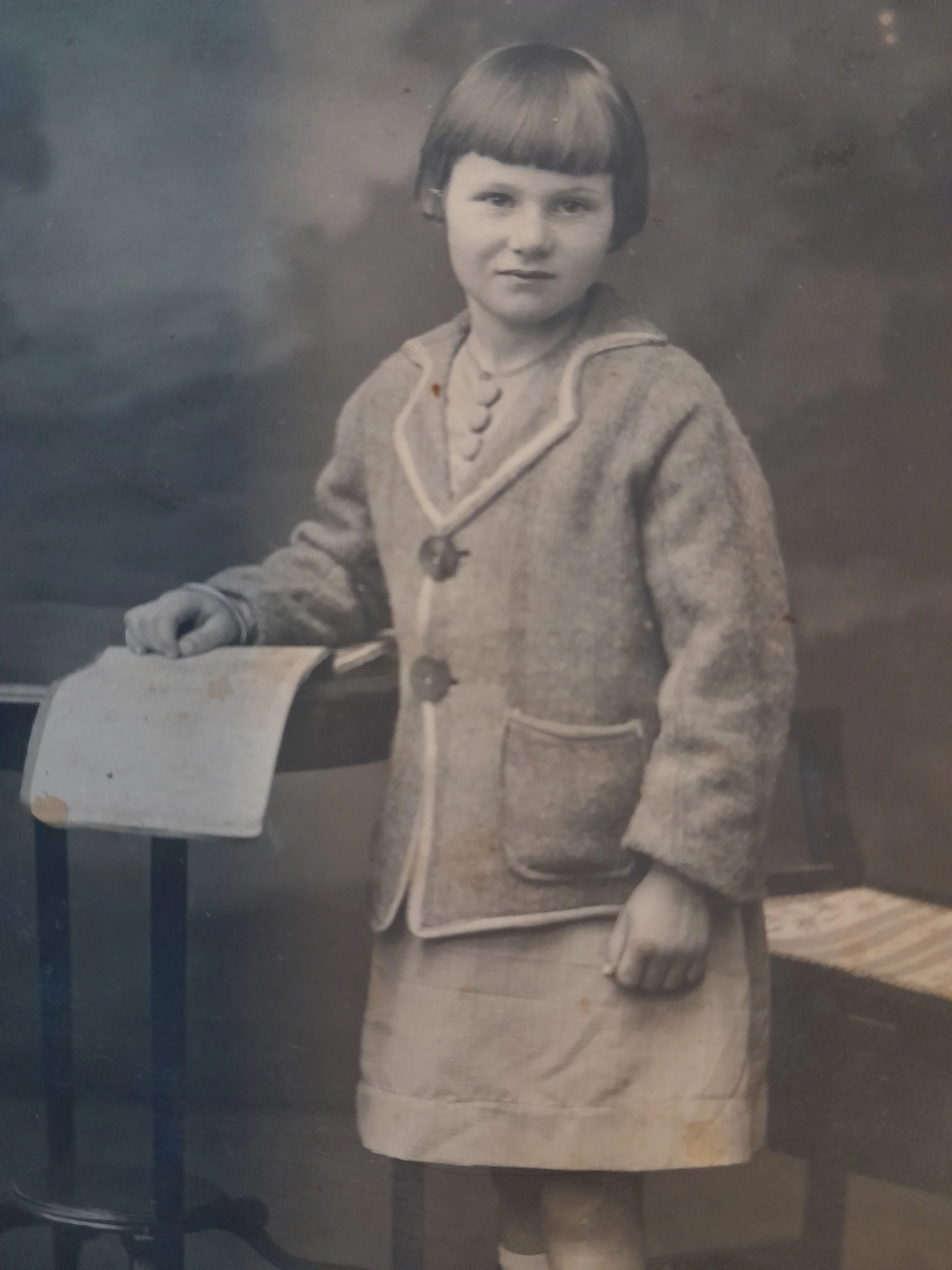Jean, aged 8