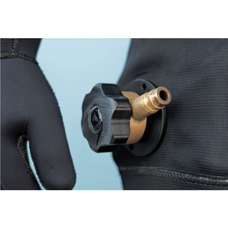 hot-water-suit5.jpg