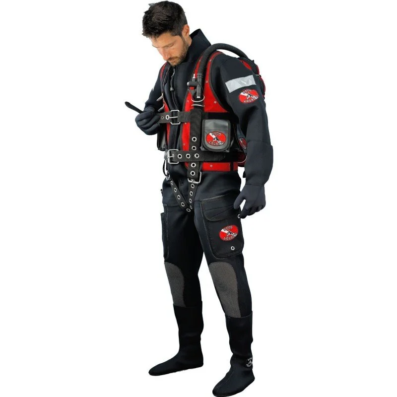 hot-water-suit7.jpg