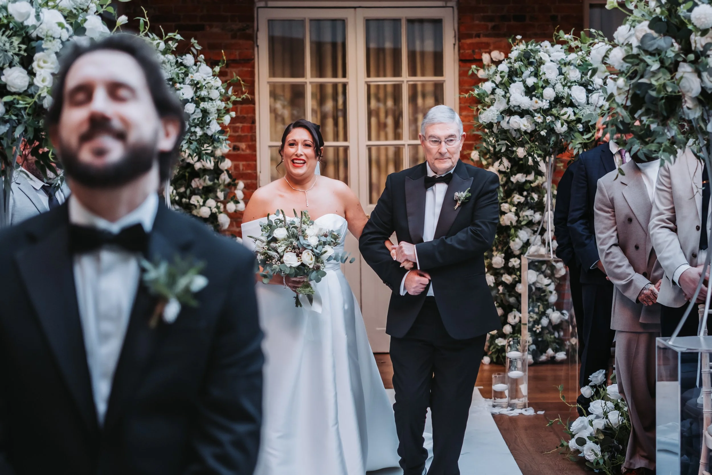 The "Aisle Gap" Rule: How to Ensure Your Wedding Party Gets Their "Main Character" Moment!