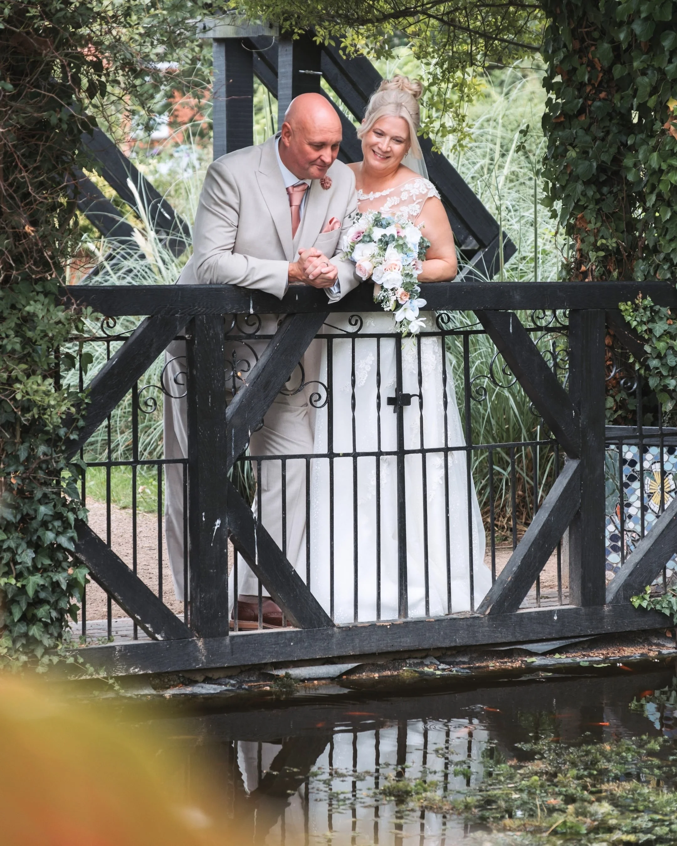 Michael + Natasha

This pair know how to throw a wedding 💒 

I had a blast, and throughly enjoyed capturing the big day of such a wonderful couple🫶🏼

Congrats again you two 📸

Photographer - @danielgoodyearphotography
Hair - @blooms_braids_and_br