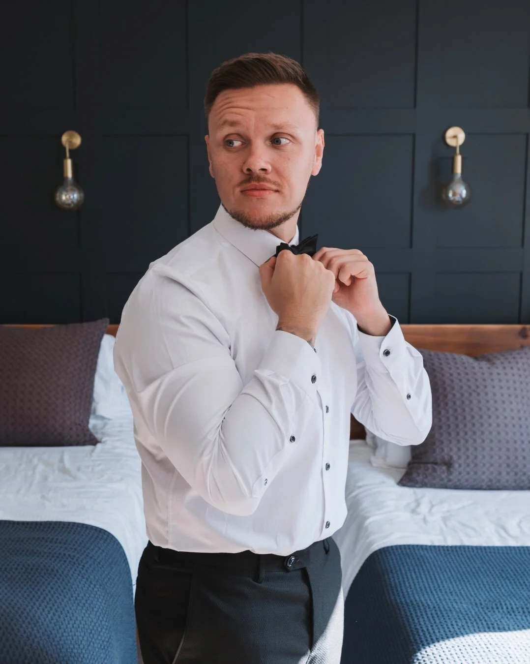 Sometimes lads just need to be lads!

I had the pleasure of tagging along for @leecarts morning prep whilst the bride was with the main photographer of the big day, the talented @natalielaurenphotography 

If you are thinking should you get shots of 