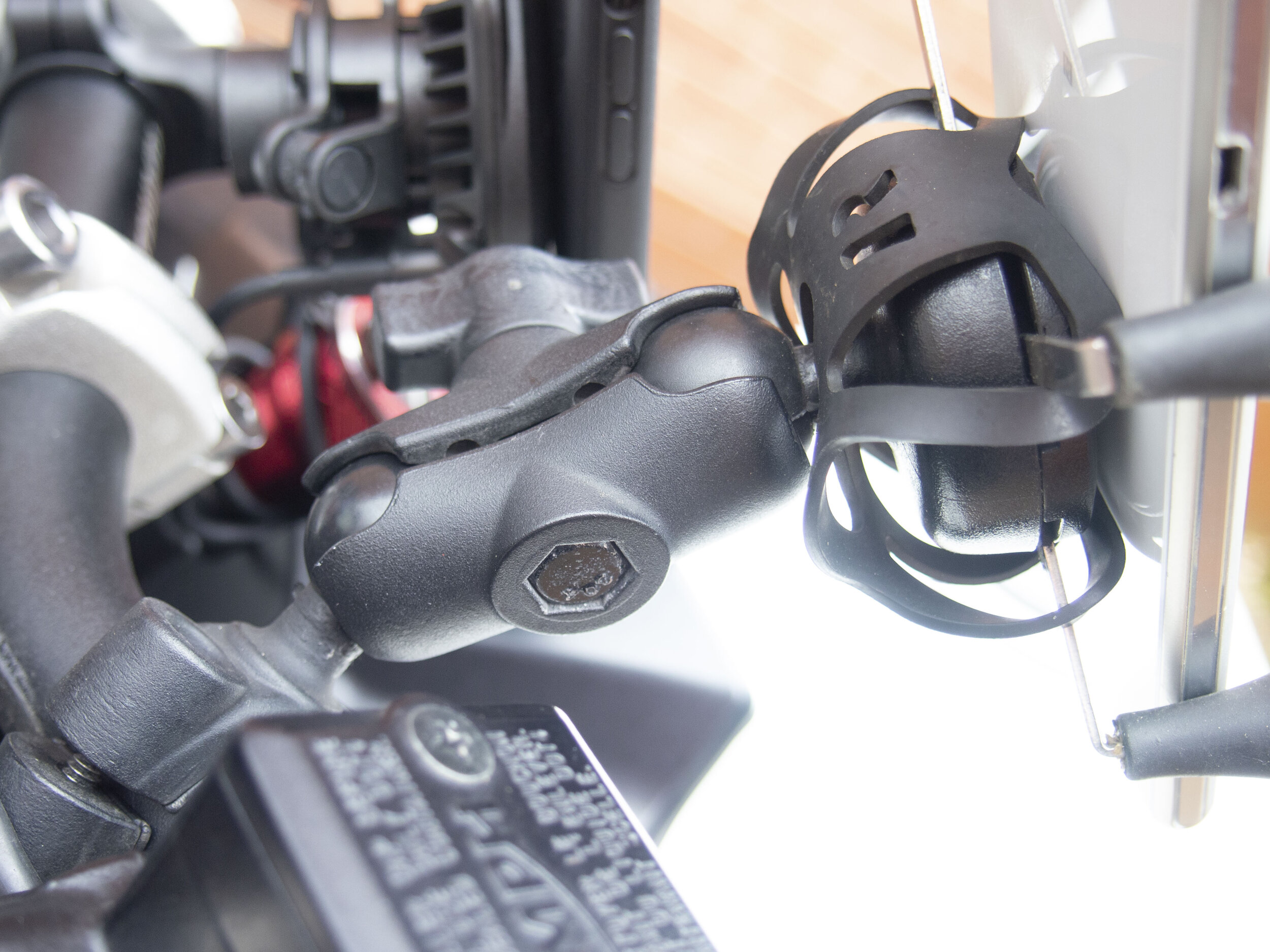 Mount and adjustable arm