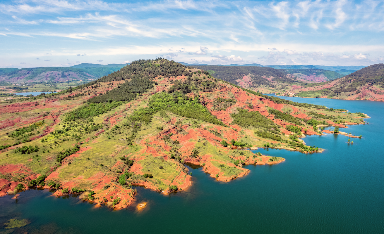 image_1044945_20250729_ob_6dbac0_lac-du-salagou.png