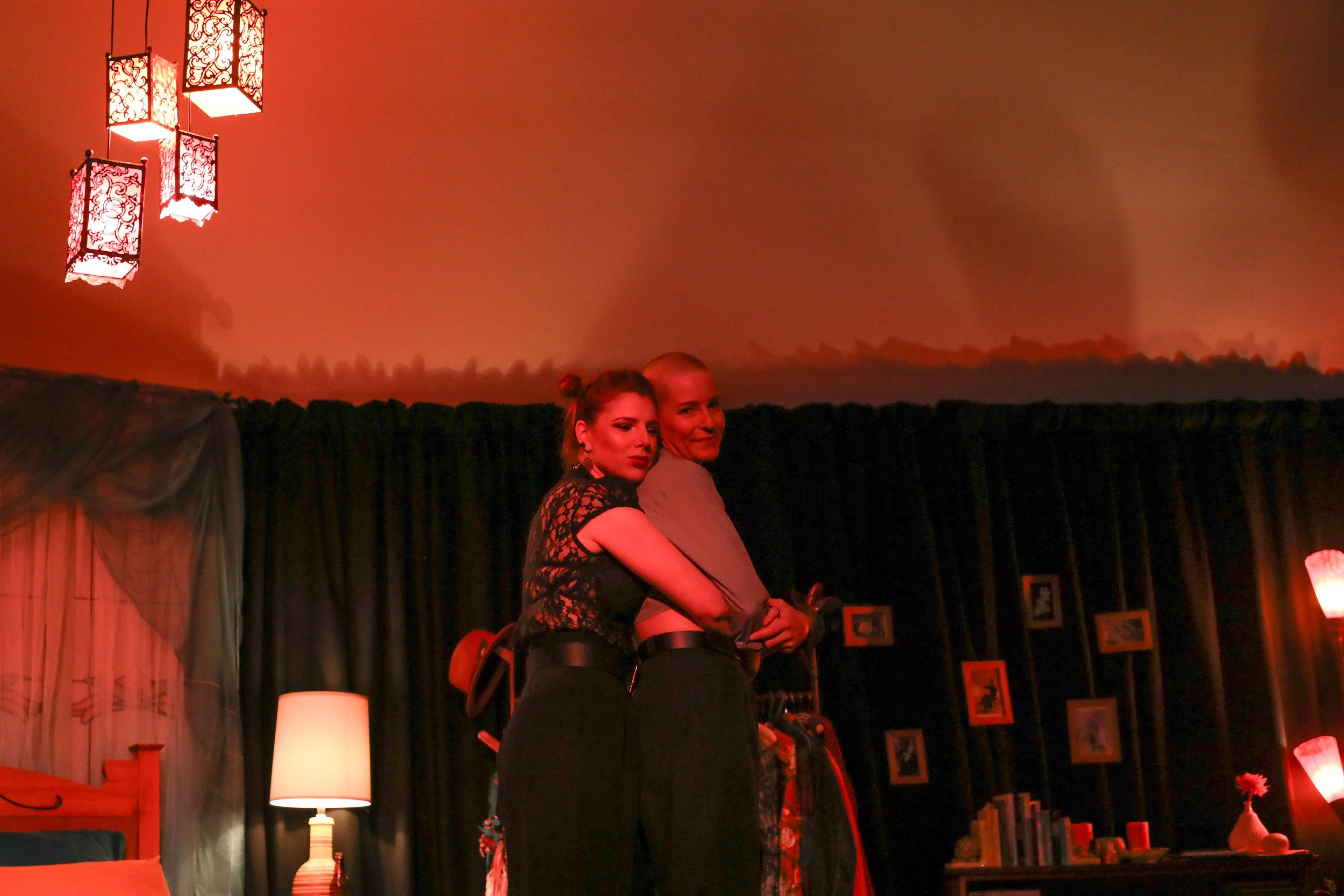 BED-PARTY_PIP_Theatre_ClaudioKirac_HR-7423.jpg