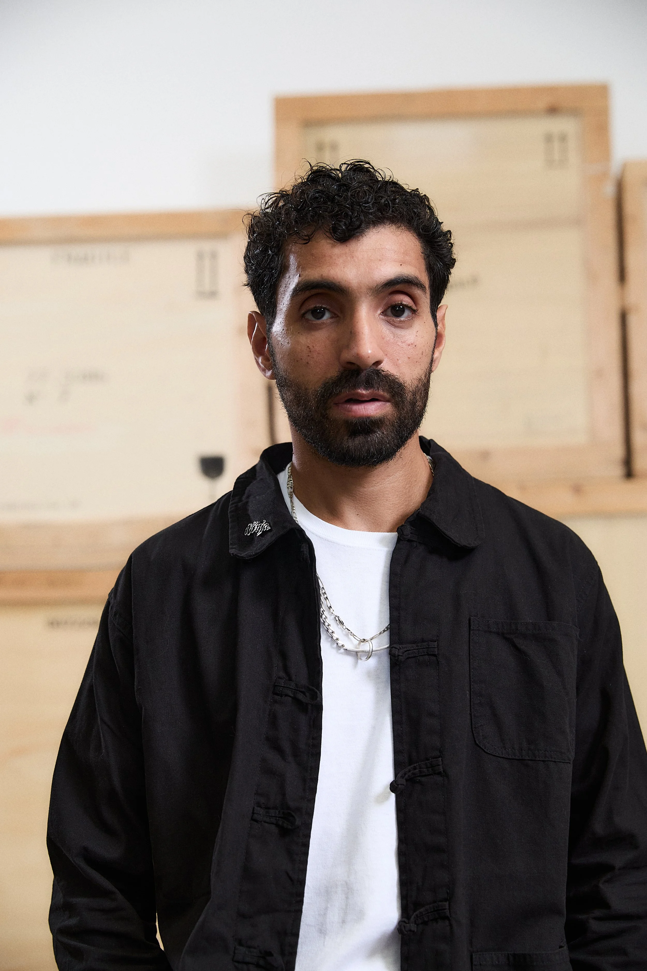 Kaïs Dhifi Born and based in the realm of Metalia, Kaïs describes himself as both wanderer and forger, an artisan of myth who divides his time between crafting artifacts and exploring the rocky desert that composes his world.
