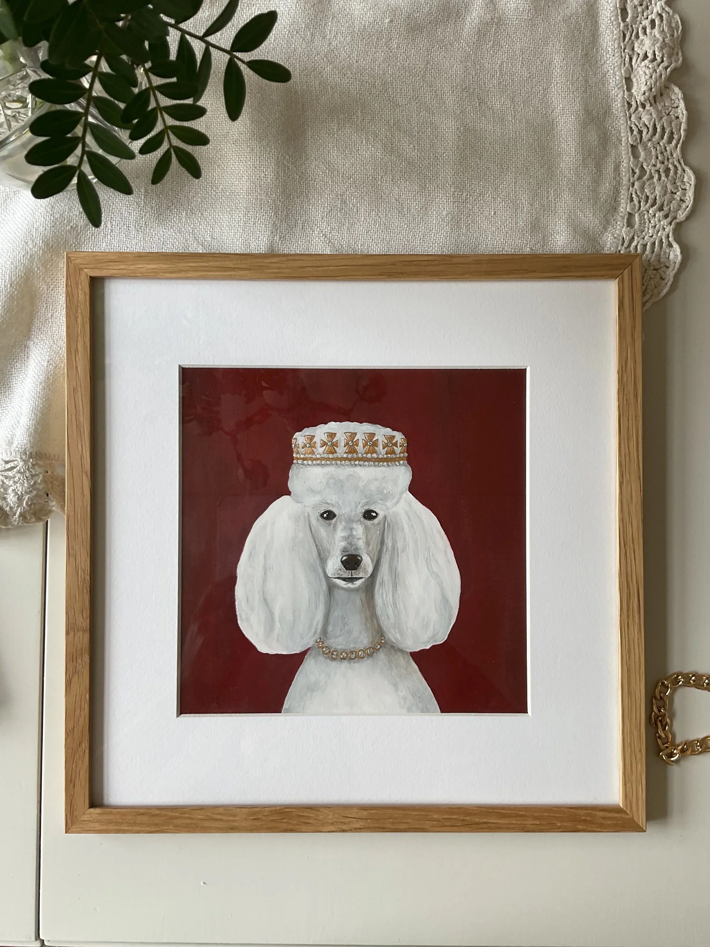 Hand-painted royal dog portrait in an oak frame from the Les Royales collection.