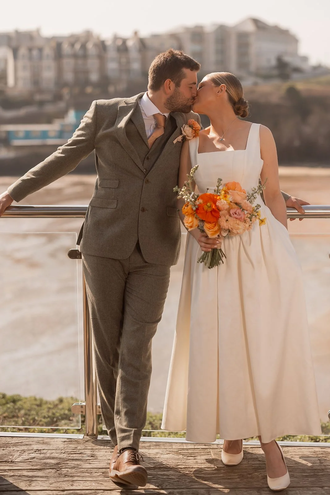 Natural-Bridal-Hair-Wedding-summer-house-alcatraz-bar-perranporth-cornwall-homas-Frost-Photography-73.jpg