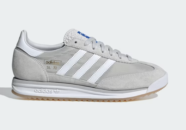 Adidas Sneakers