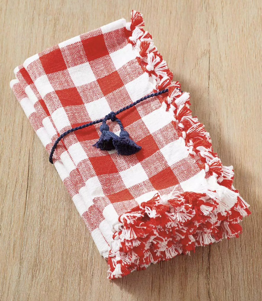 Red gingham napkins