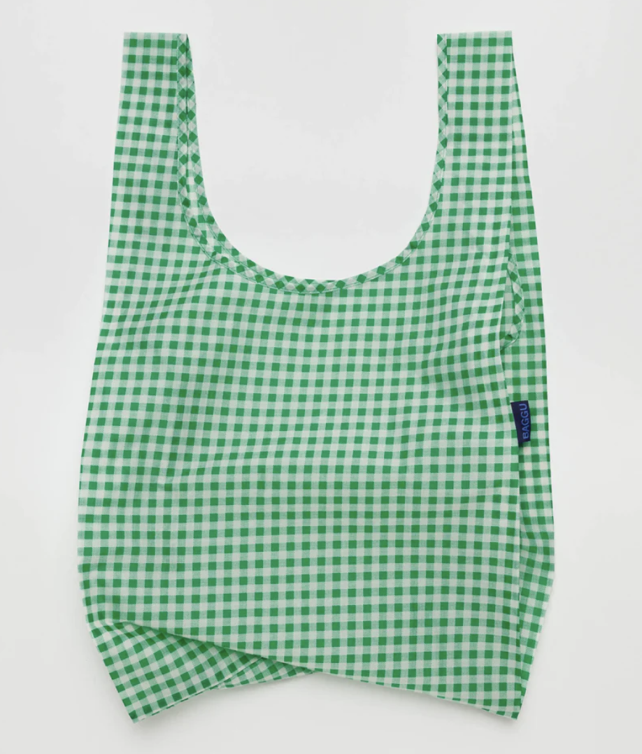 Baggu Bag (fill with their favorite snacks!)