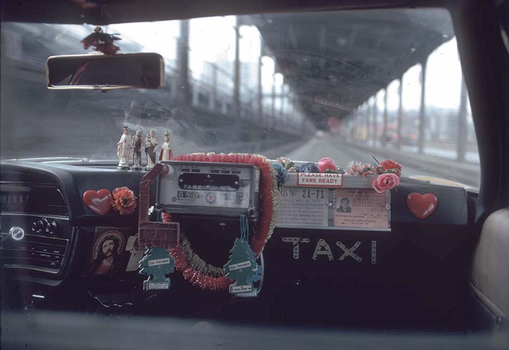 2TAXI-inter-_1.jpg