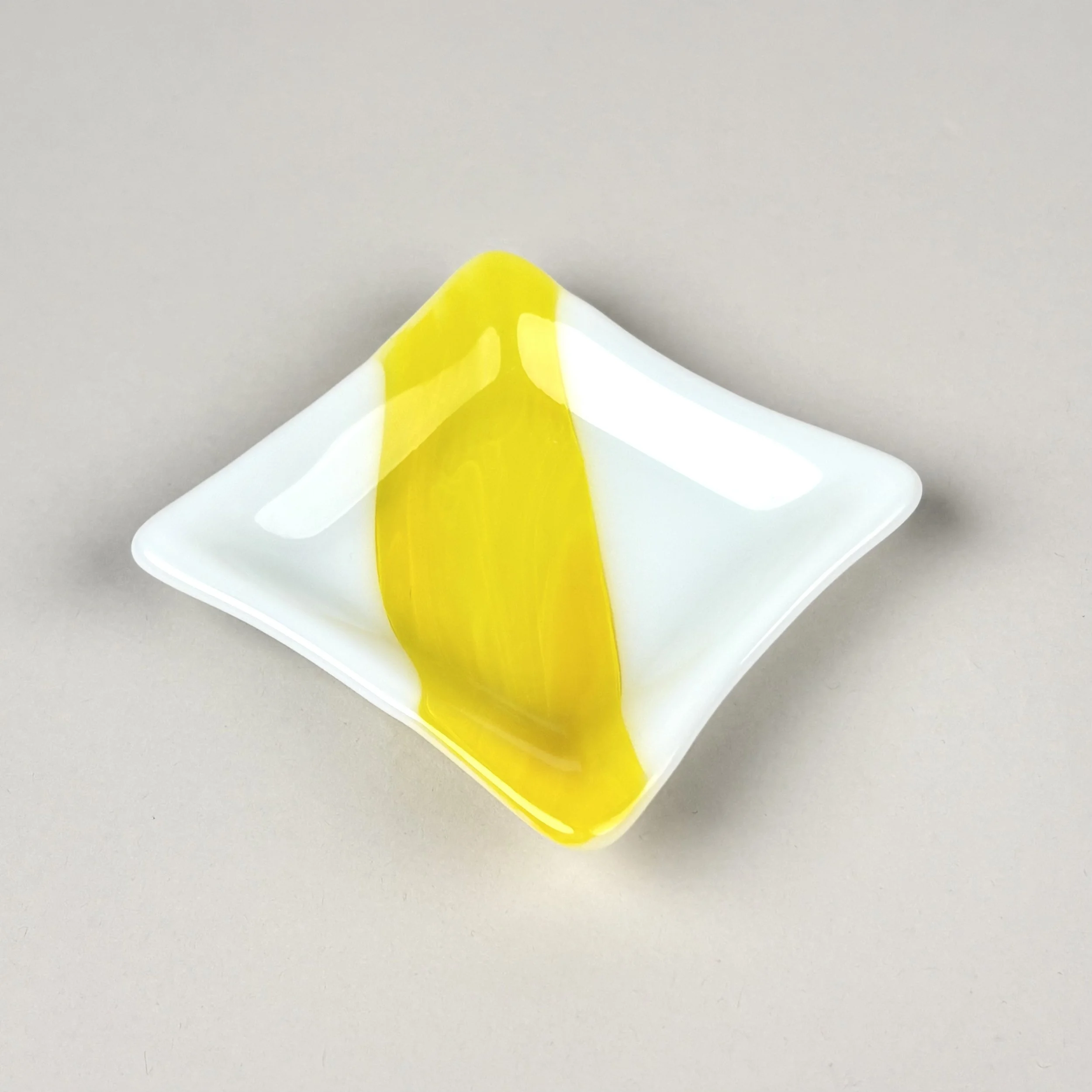 Square Everyday Dish — Yellow Stripe