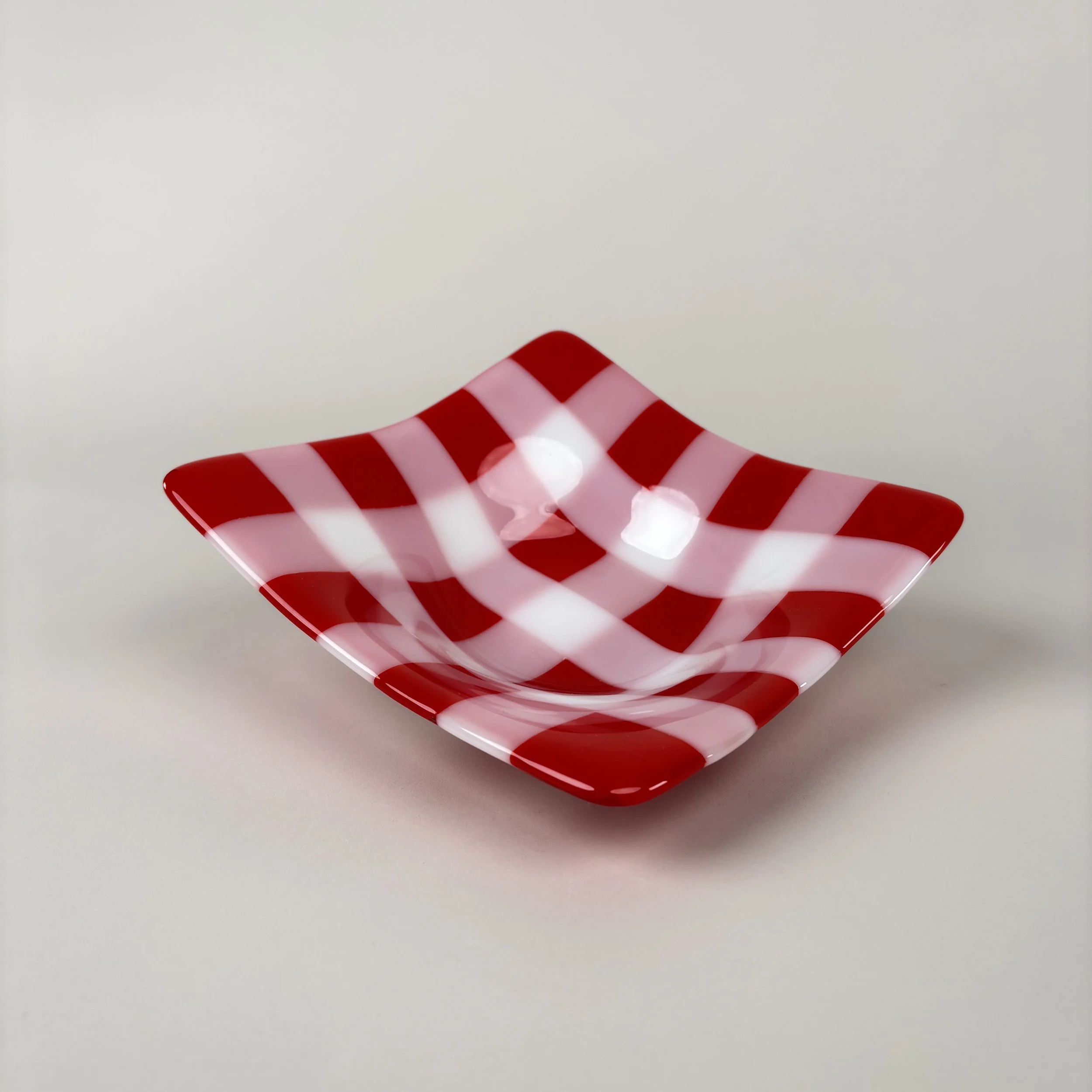 Classic Red & White Gingham Bowl · 8"
