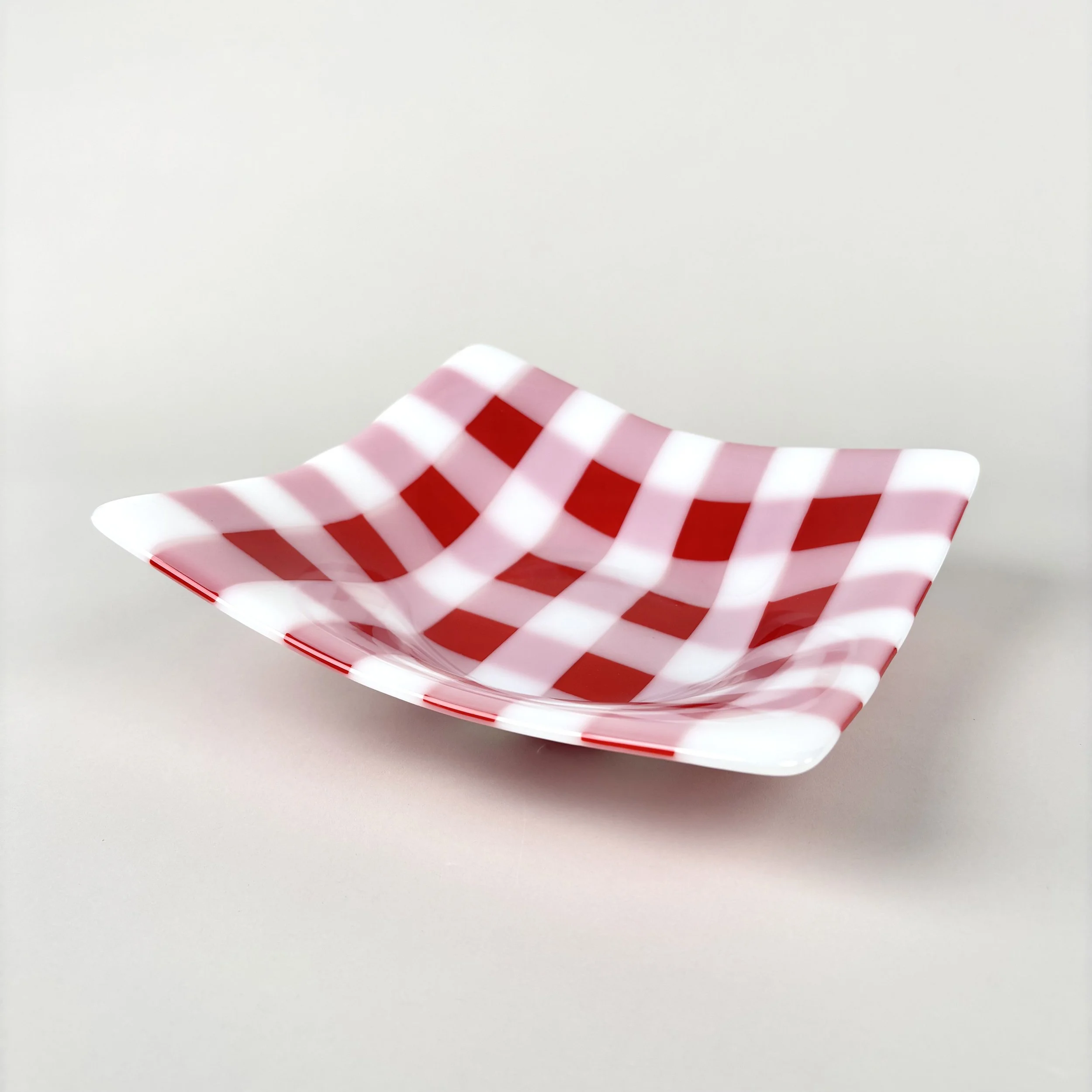 Classic Red & White Gingham Bowl · 10.5"