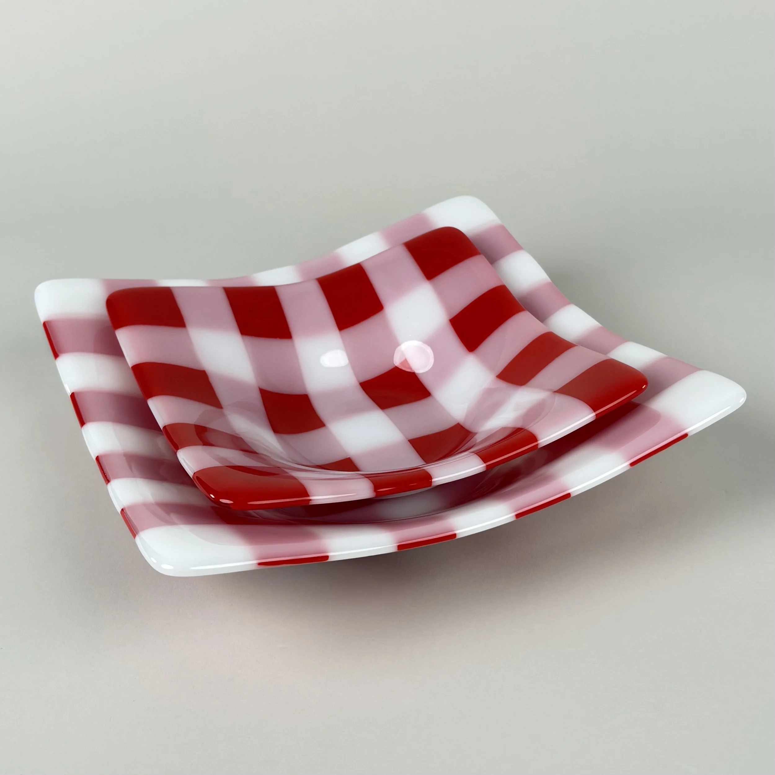 Classic Red & White Gingham Bowl Set 