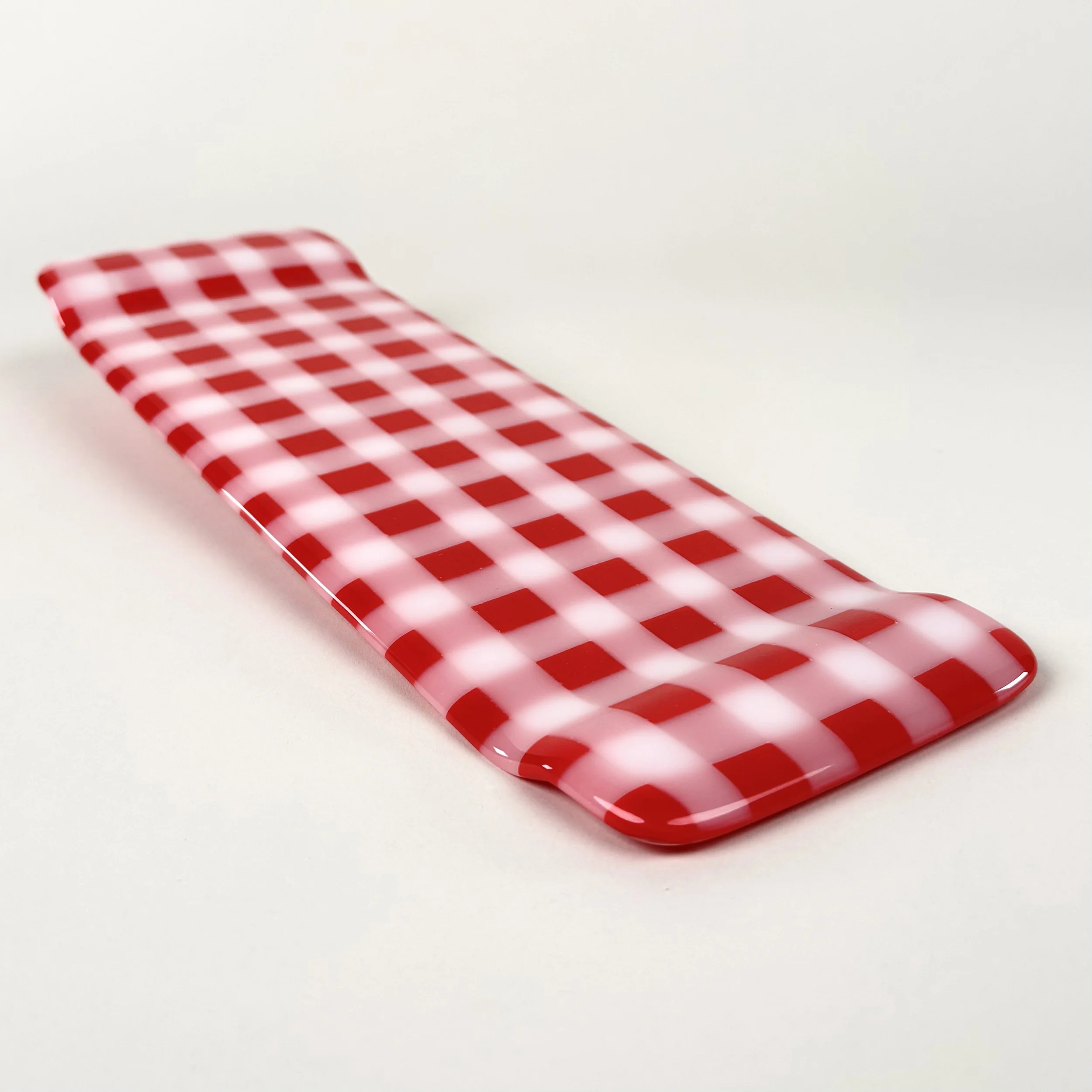 Classic Red & White Gingham Long Serving Tray · 14.5" x 5"