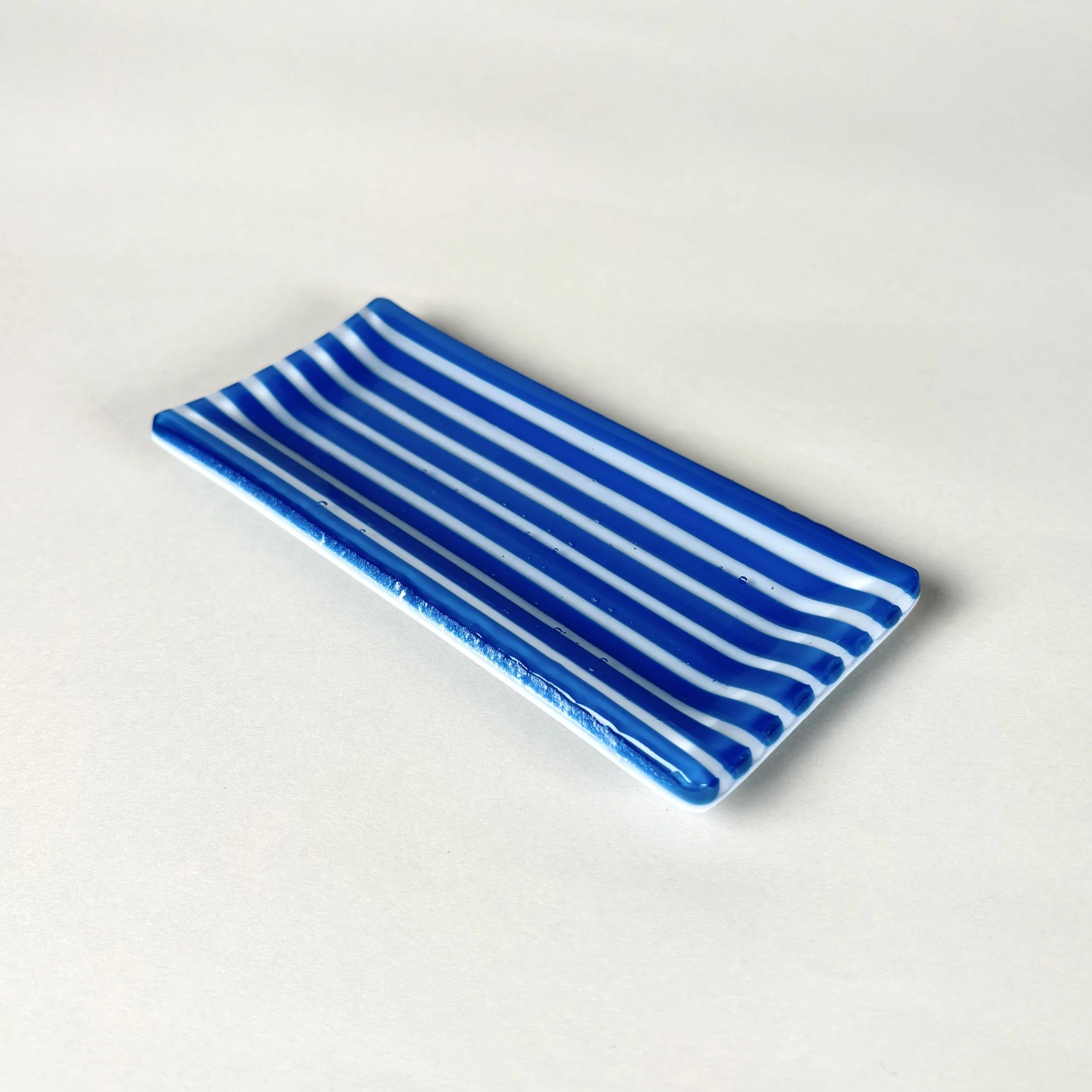 Seersucker-Striped Everyday Tray - Egyptian Blue