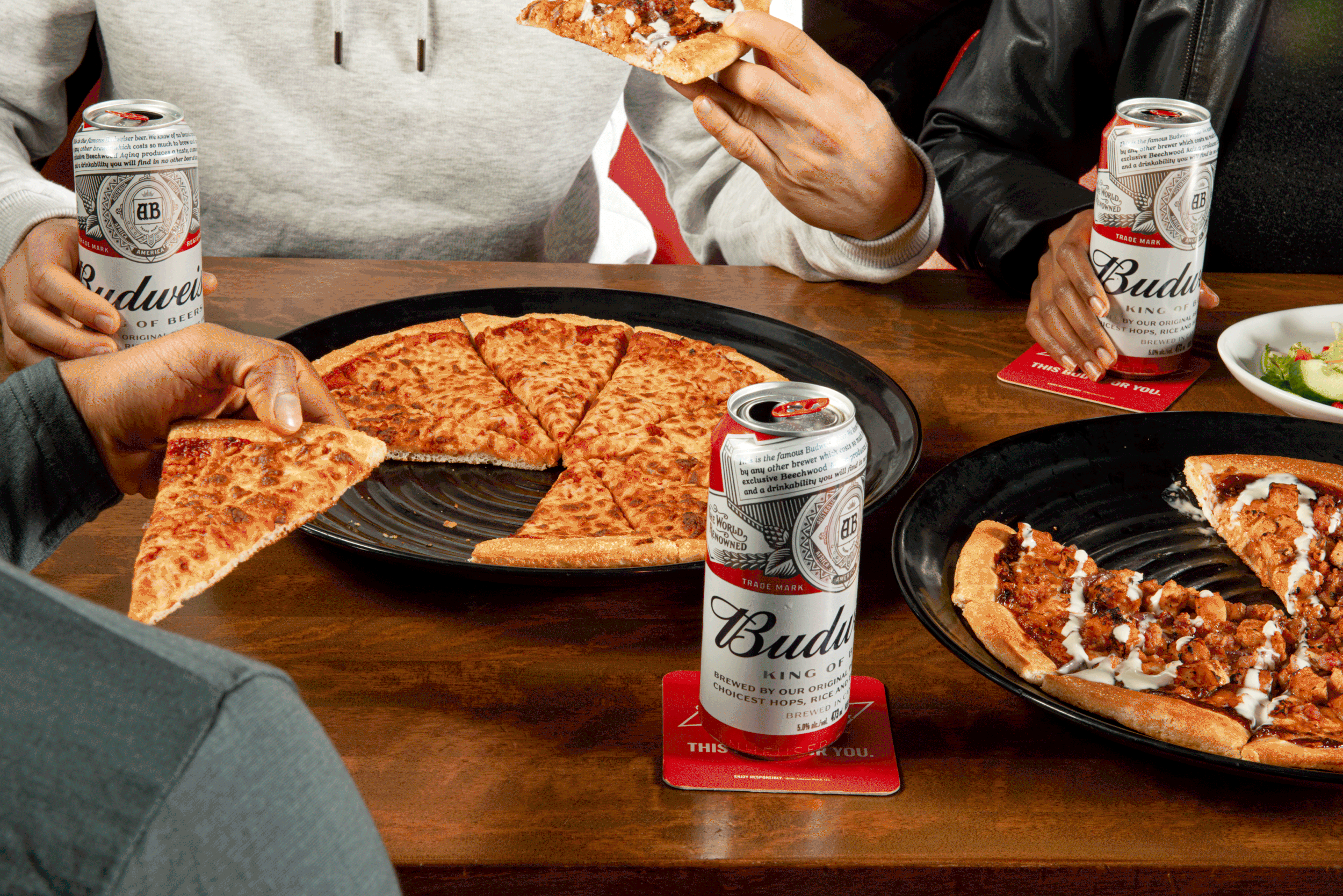 Dublin_Lifestyle_Photographer_El_Keegan_Budweiser_Pizza-Chicken-Fingers-and-Onion-Rings-Shot-1-165.gif