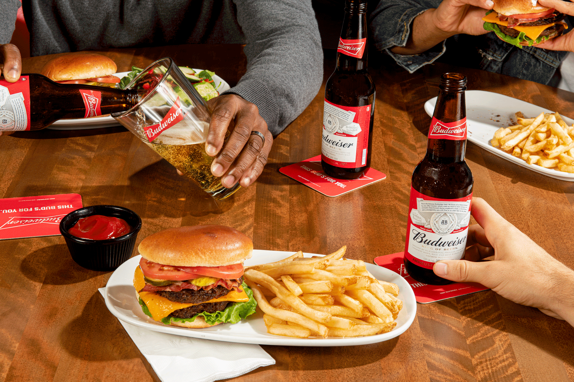 Dublin_Lifestyle_Photographer_El_Keegan_Budweiser_Burgers-and-Fries-Shot-2-053-gif.gif