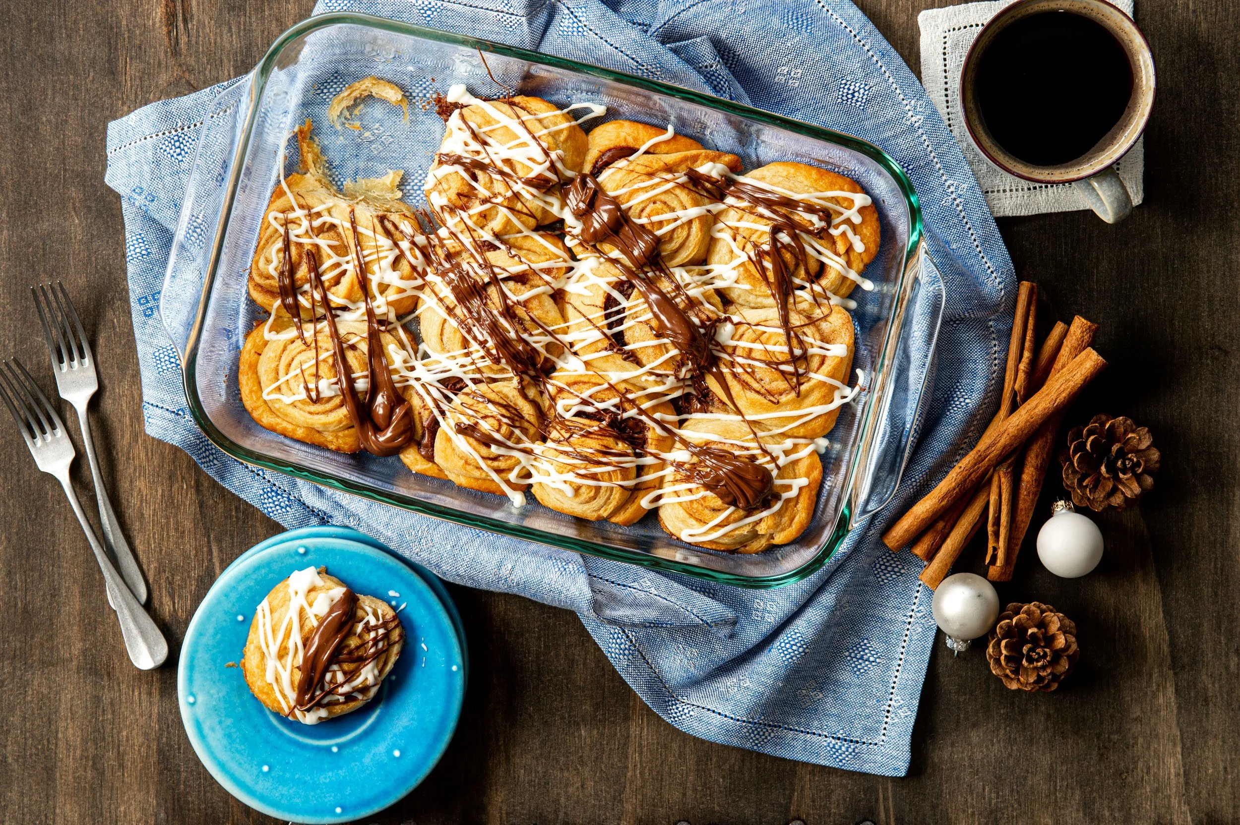Dublin_Food_Photographer_El_Keegan_Hazelnut_Cinnamon_Buns_with_Cream_Cheese_Glaze-025.jpg