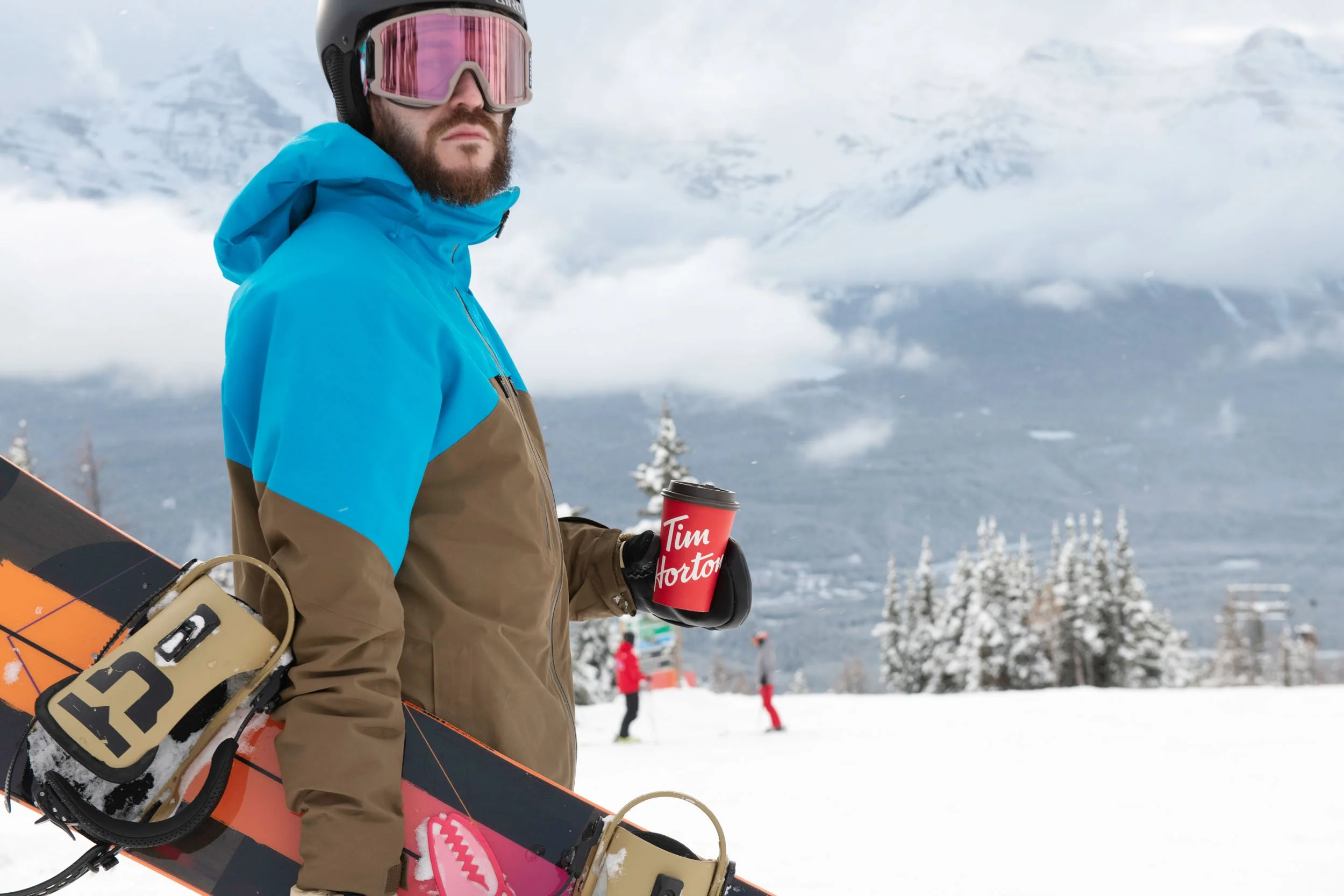 Dublin_Lifestyle_Photographer_El_Keegan_Tim_Hortons_EKP7158_Tims Banff.jpg