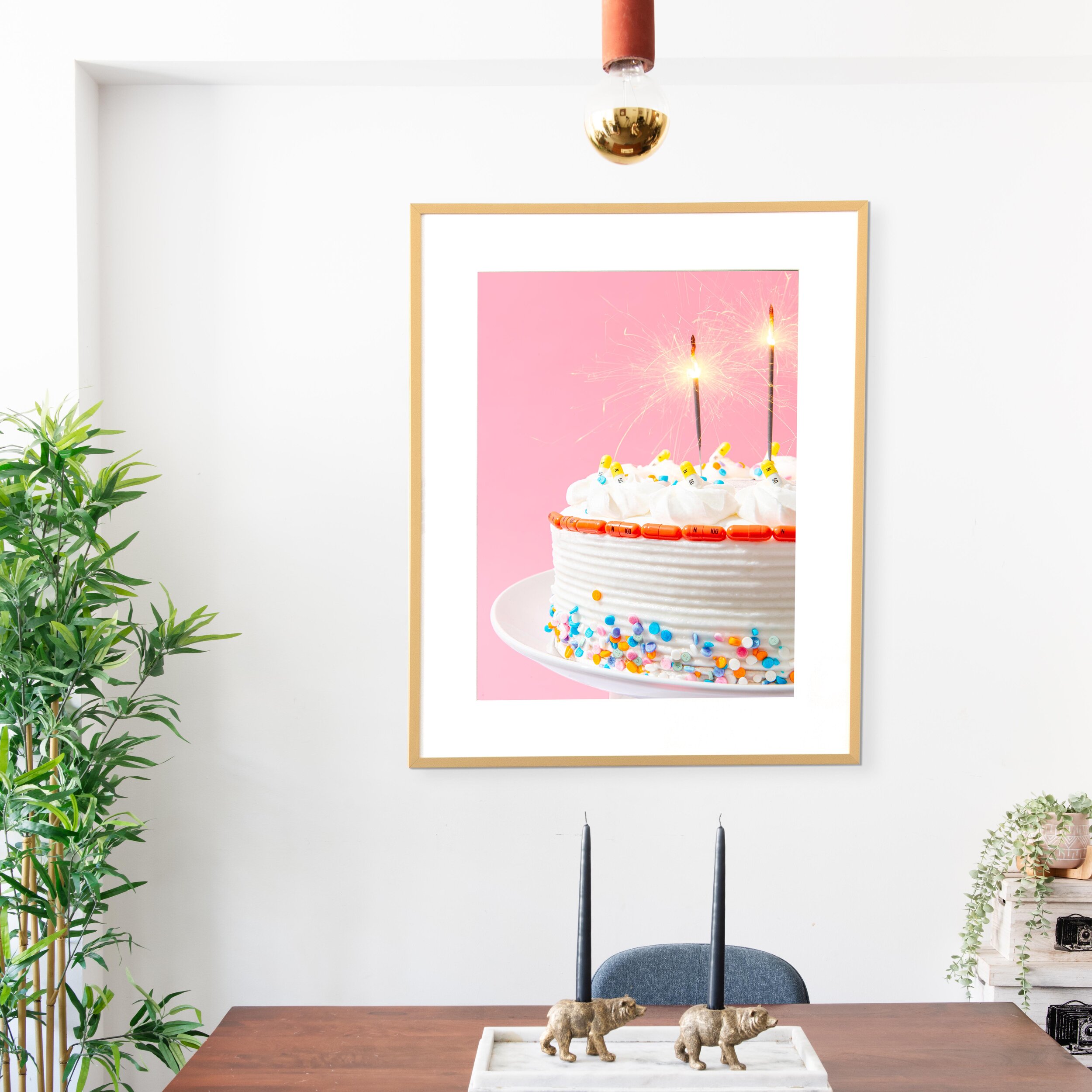 Gallery Wall-027 gold frame cake.jpg