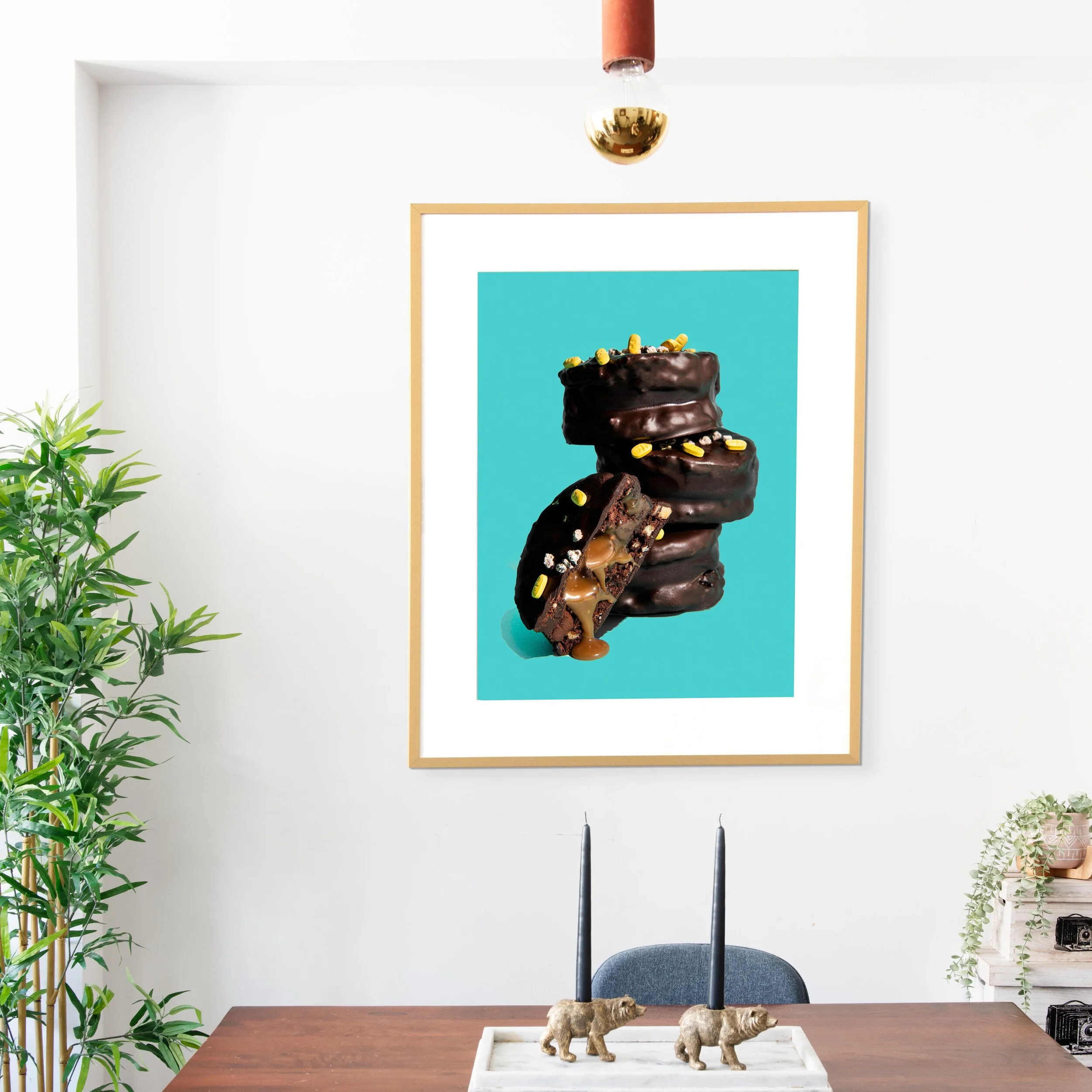 Gallery Wall-027 gold frame caramellow.jpg
