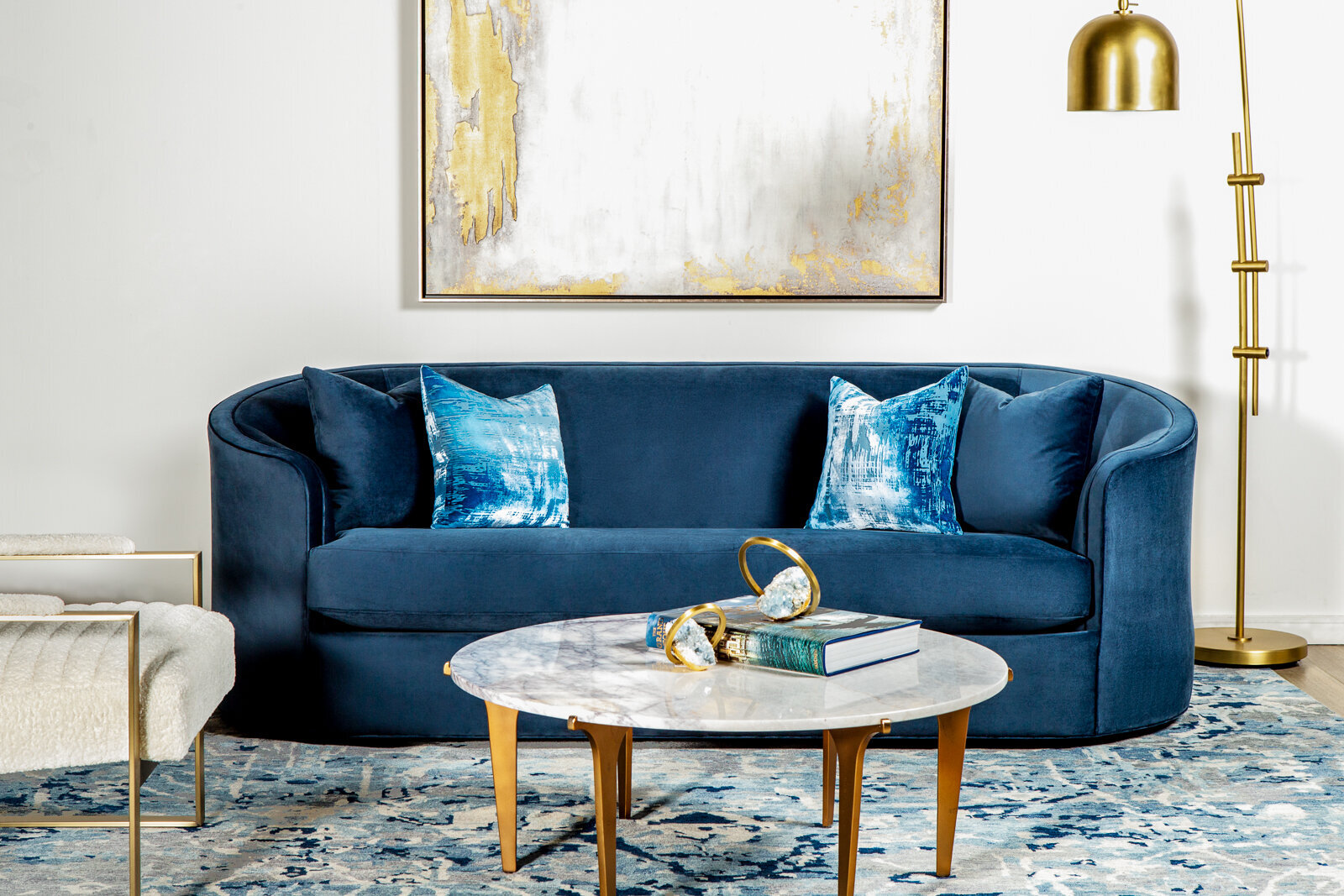 Elte Furniture Store
