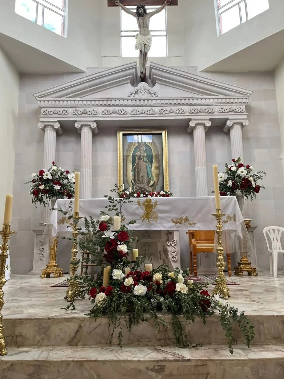 La Santisima Trinidad
