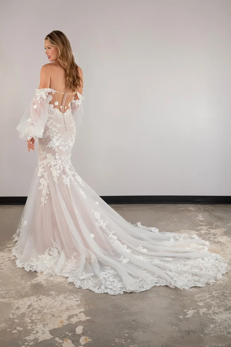 05d8b176-efa5-4e37-b658-e52757fbea17_D4038-02_large.webp
